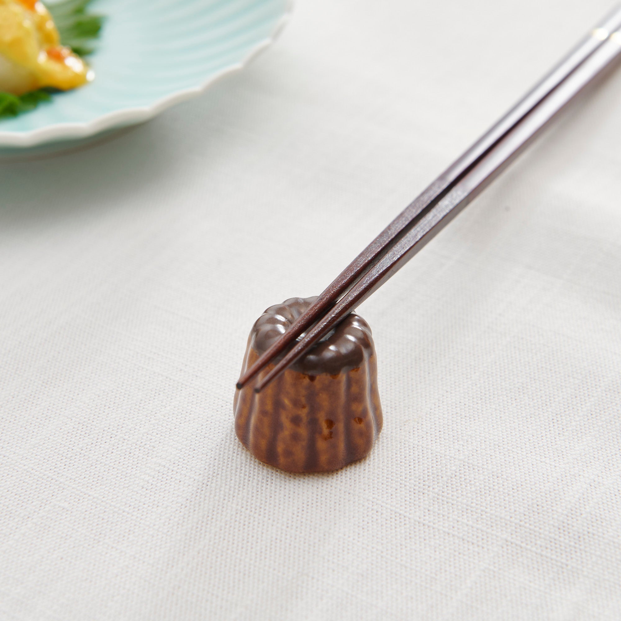 Canelé Chopstick Rest