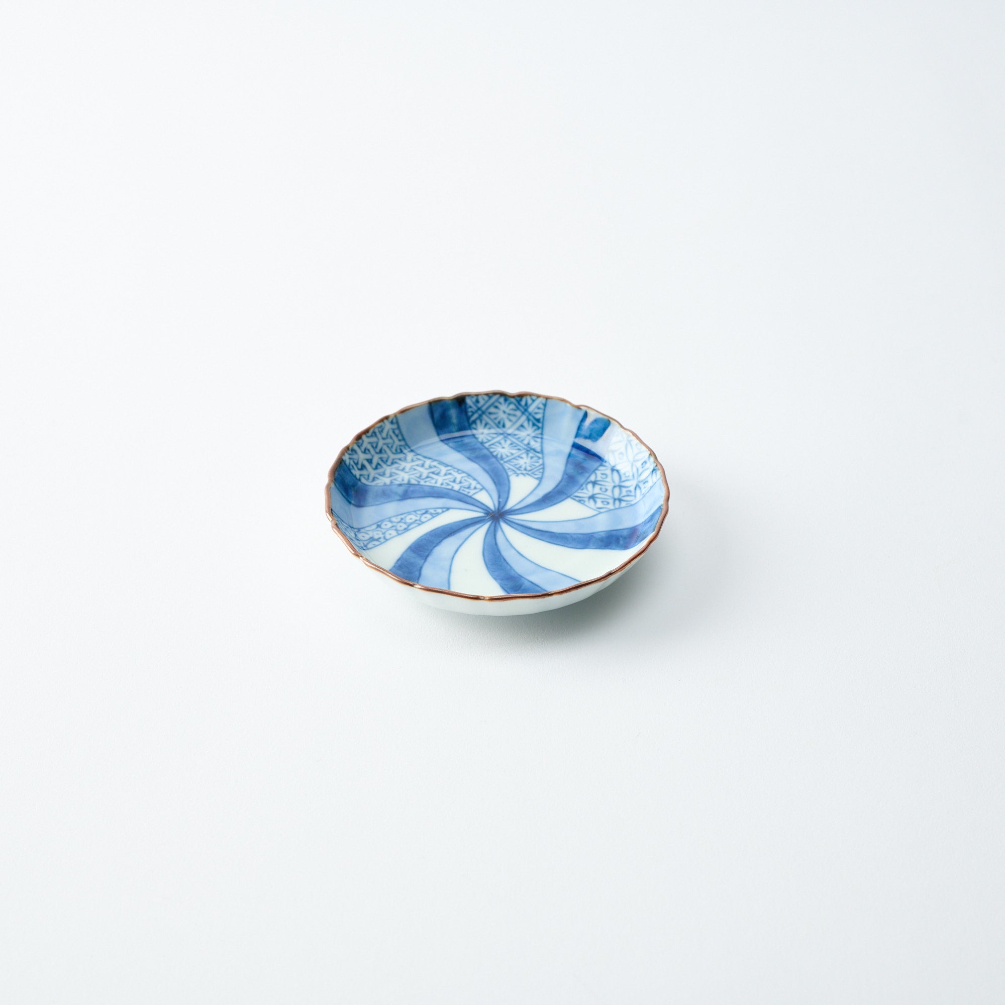 Blue Swirl Pattern Mt. Fuji Sauce Plate