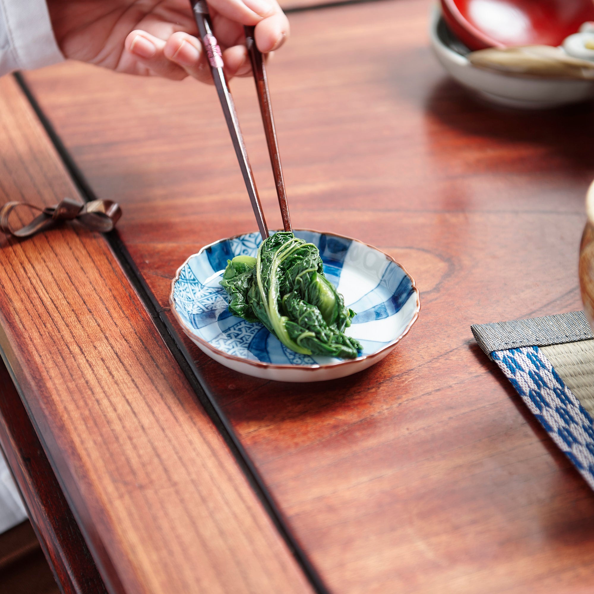 Blue Swirl Pattern Mt. Fuji Sauce Plate