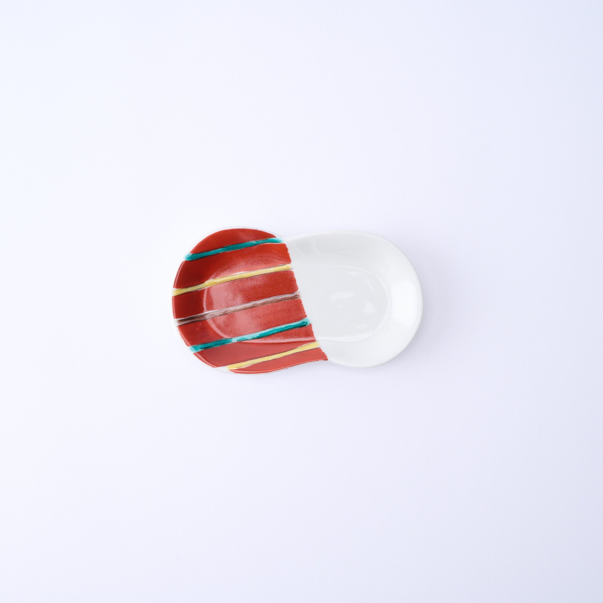 Vivid Daruma-shaped Sauce Plate