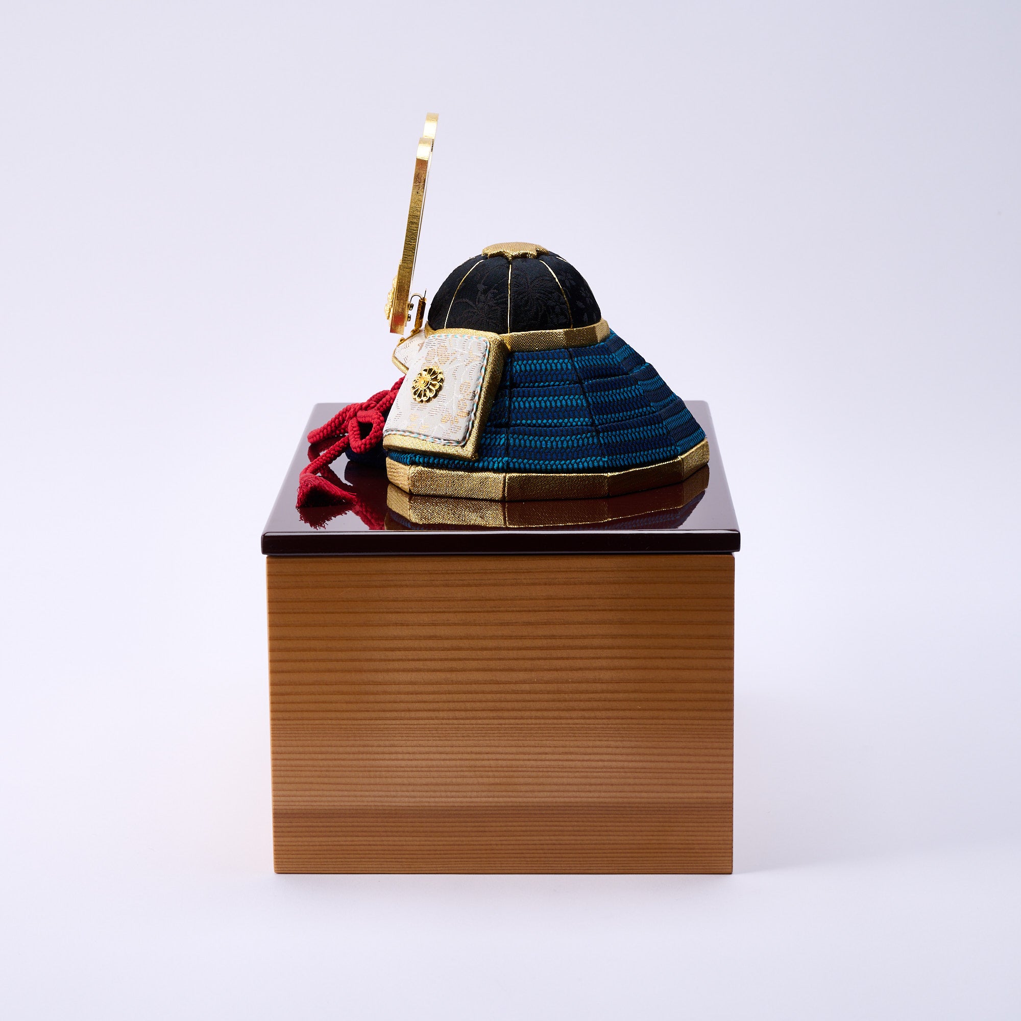 Hoki Kabuto Samurai Helmet Ornament