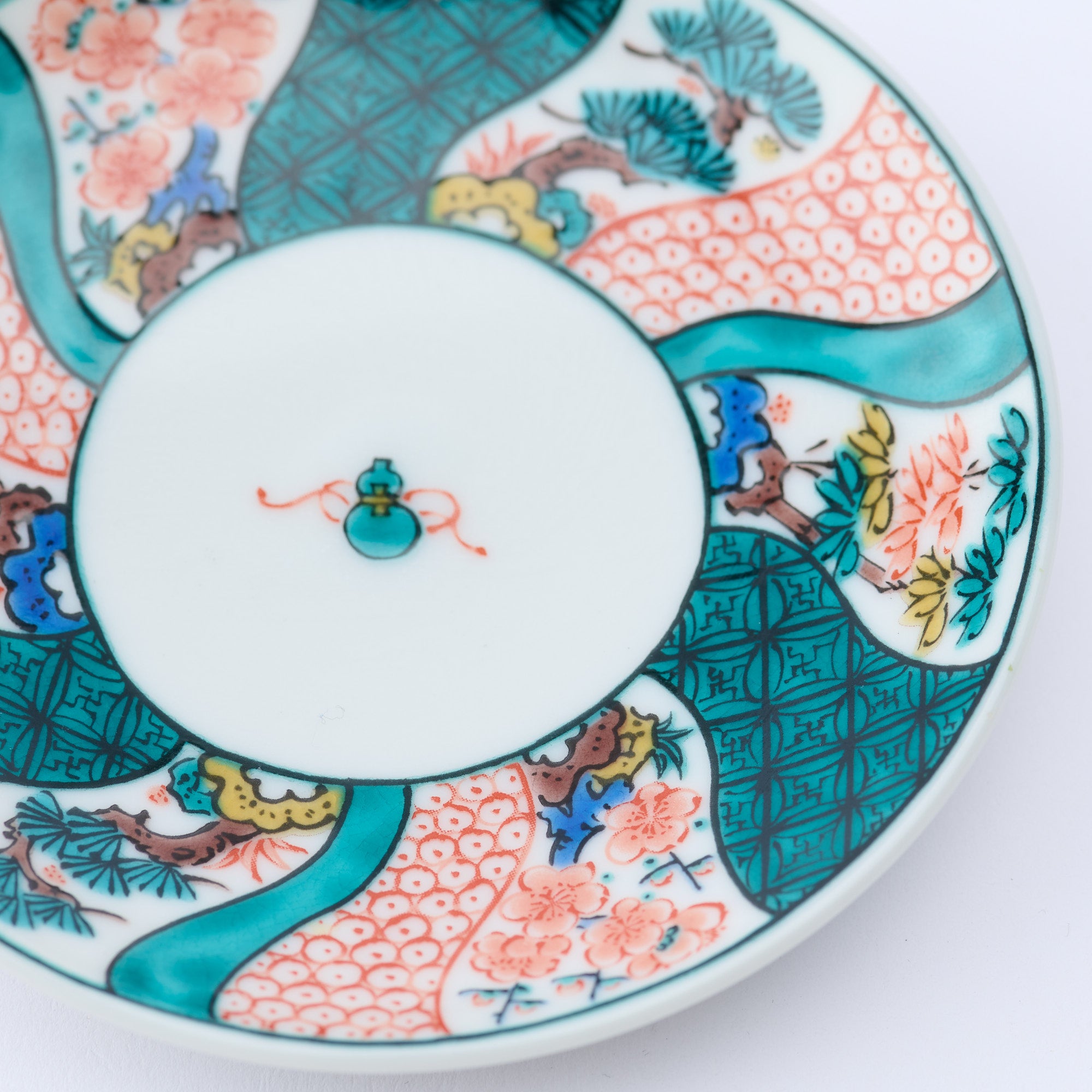 Kutani Art Heritage Designs Sauce Plate Set