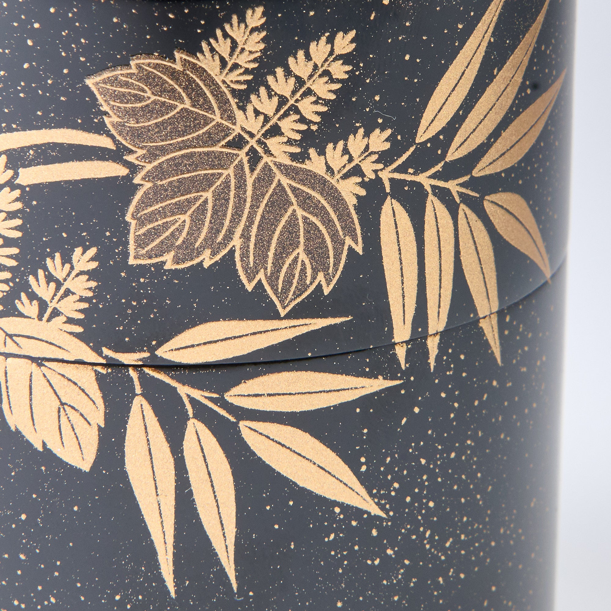 Golden Sasagiri Nakatsugi Matcha Container