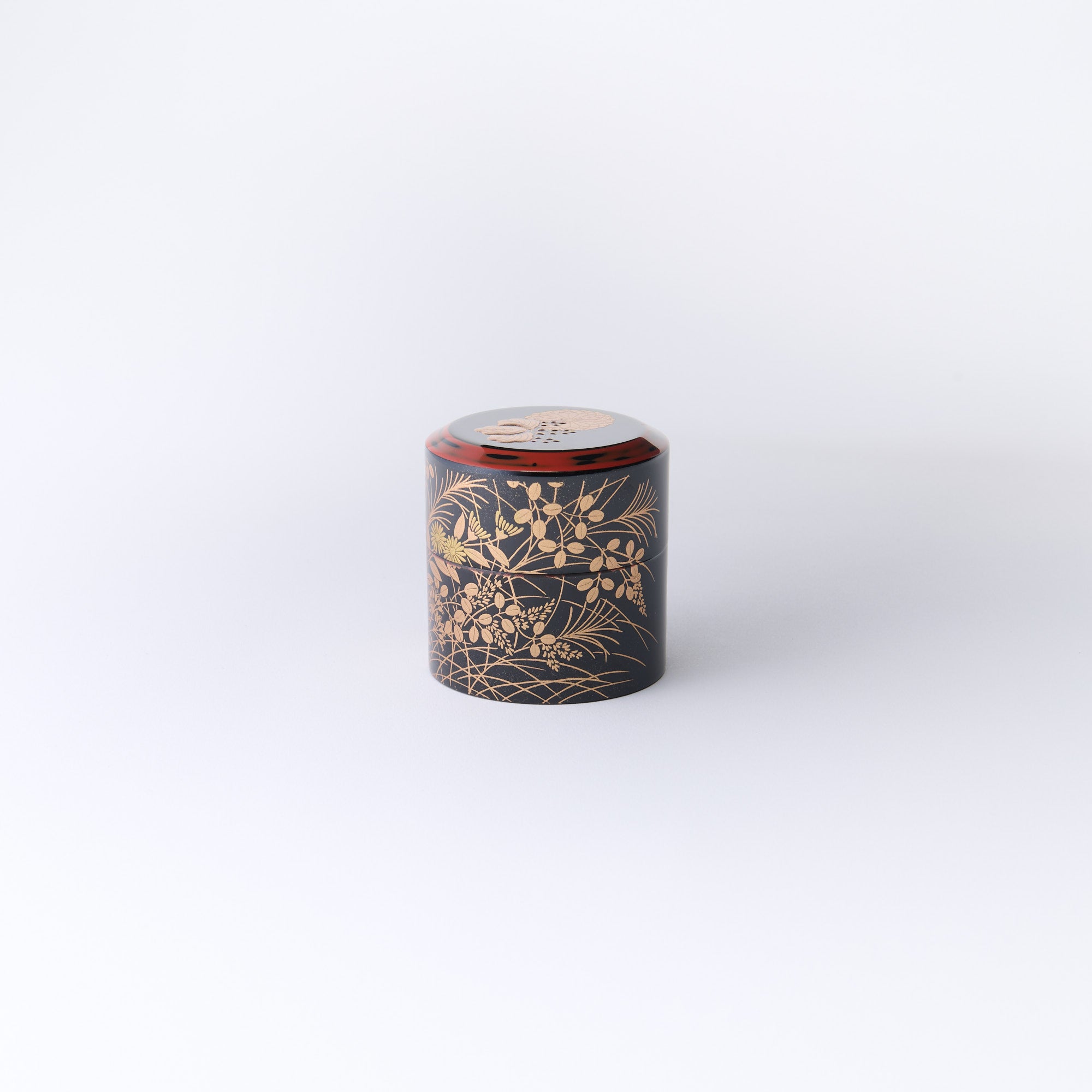 Golden Chrysanthemum and Paulownia Nakatsugi Matcha Container