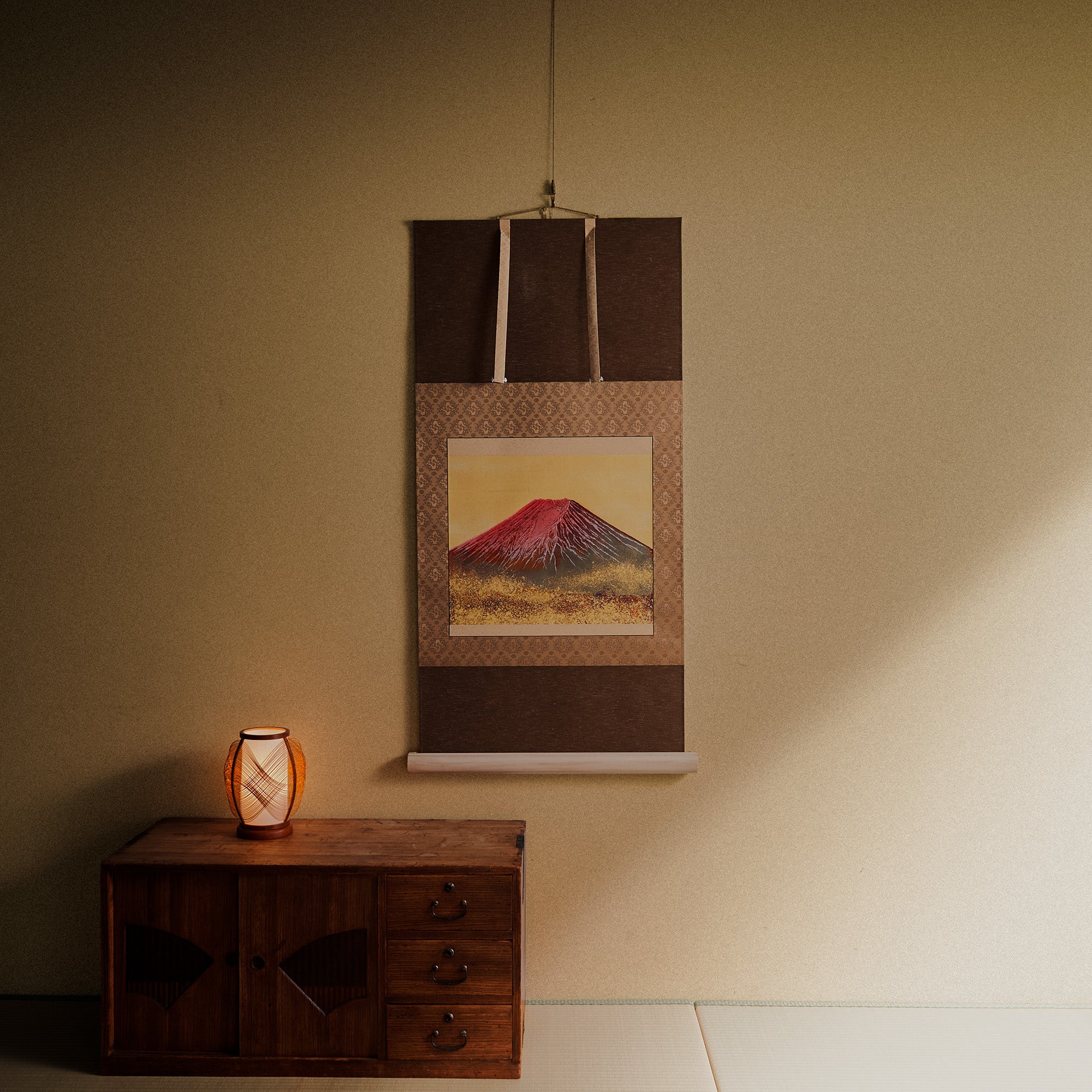 Artesanía con pan de oro: Pergamino colgante Kakejiku del Monte Fuji rojo amanecer