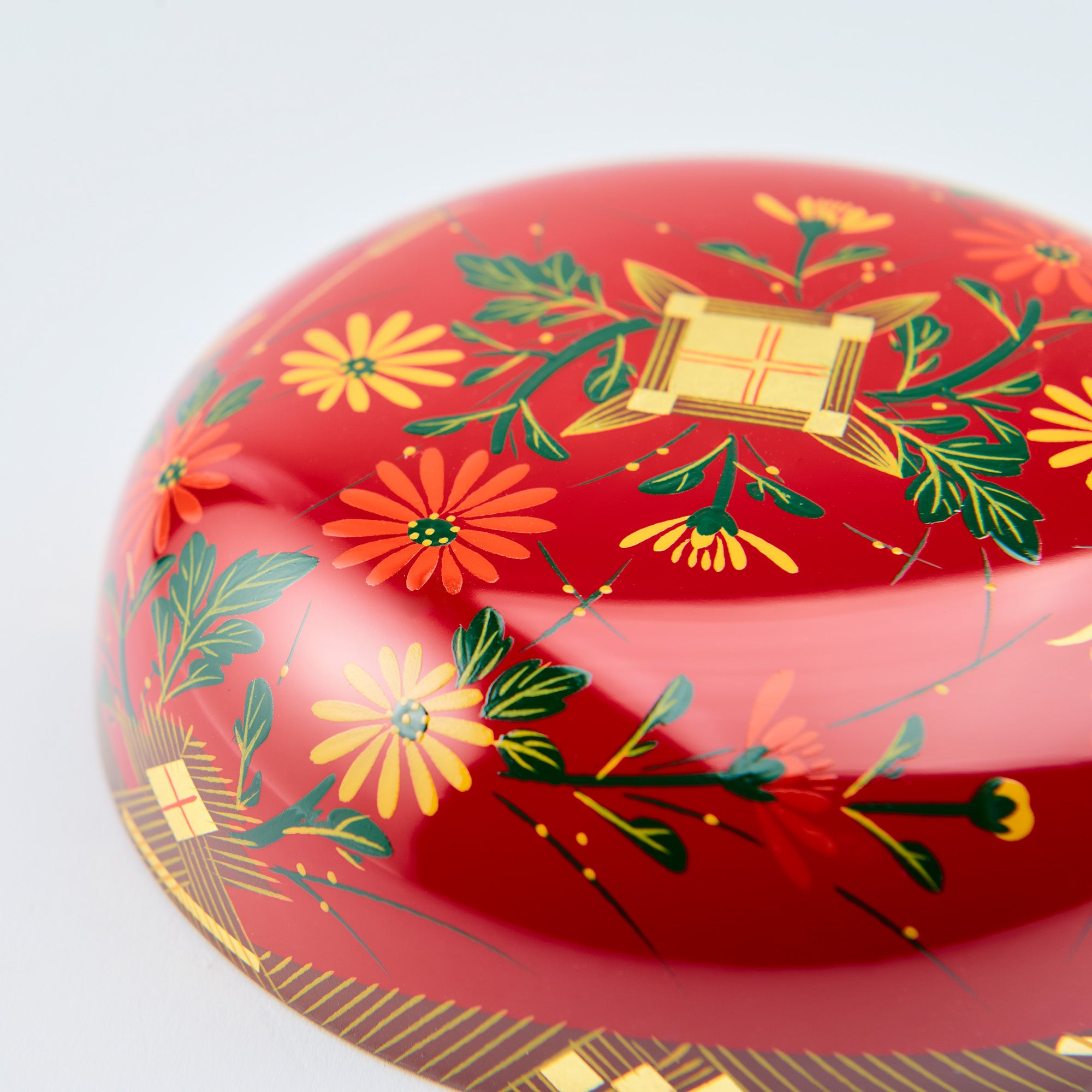 Chrysanthemum Candy Box