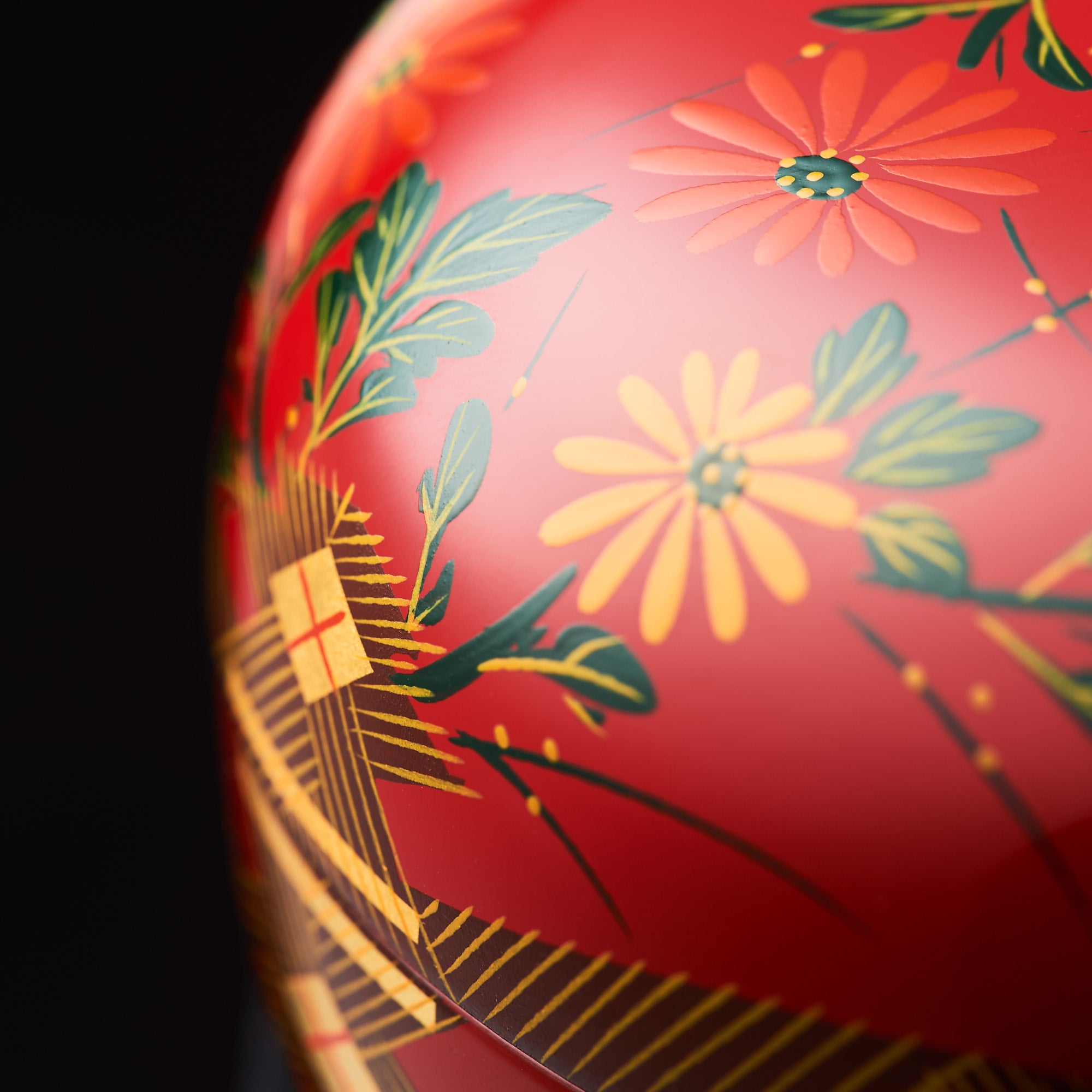 Chrysanthemum Candy Box