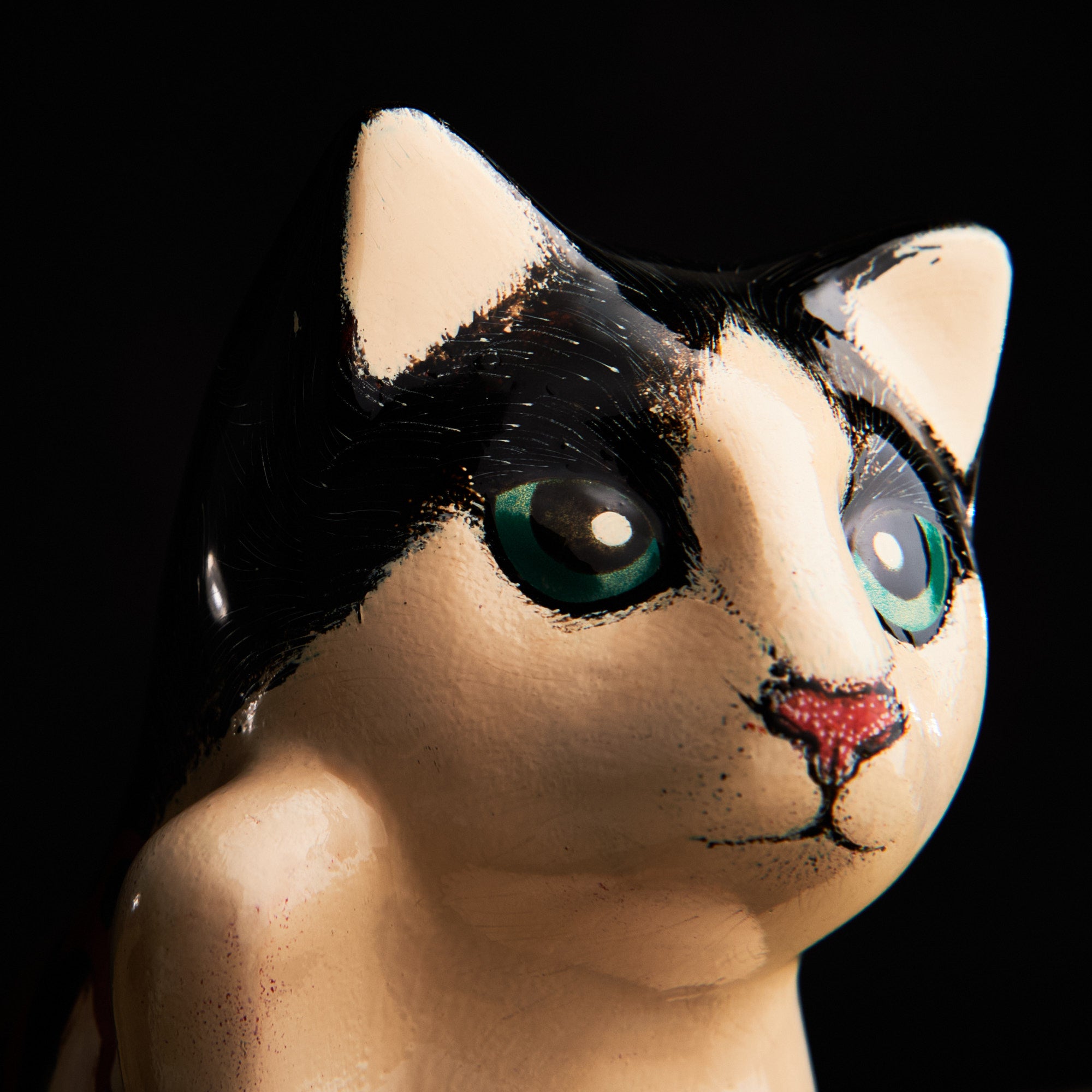 Dragon Maki-e Lucky Cat