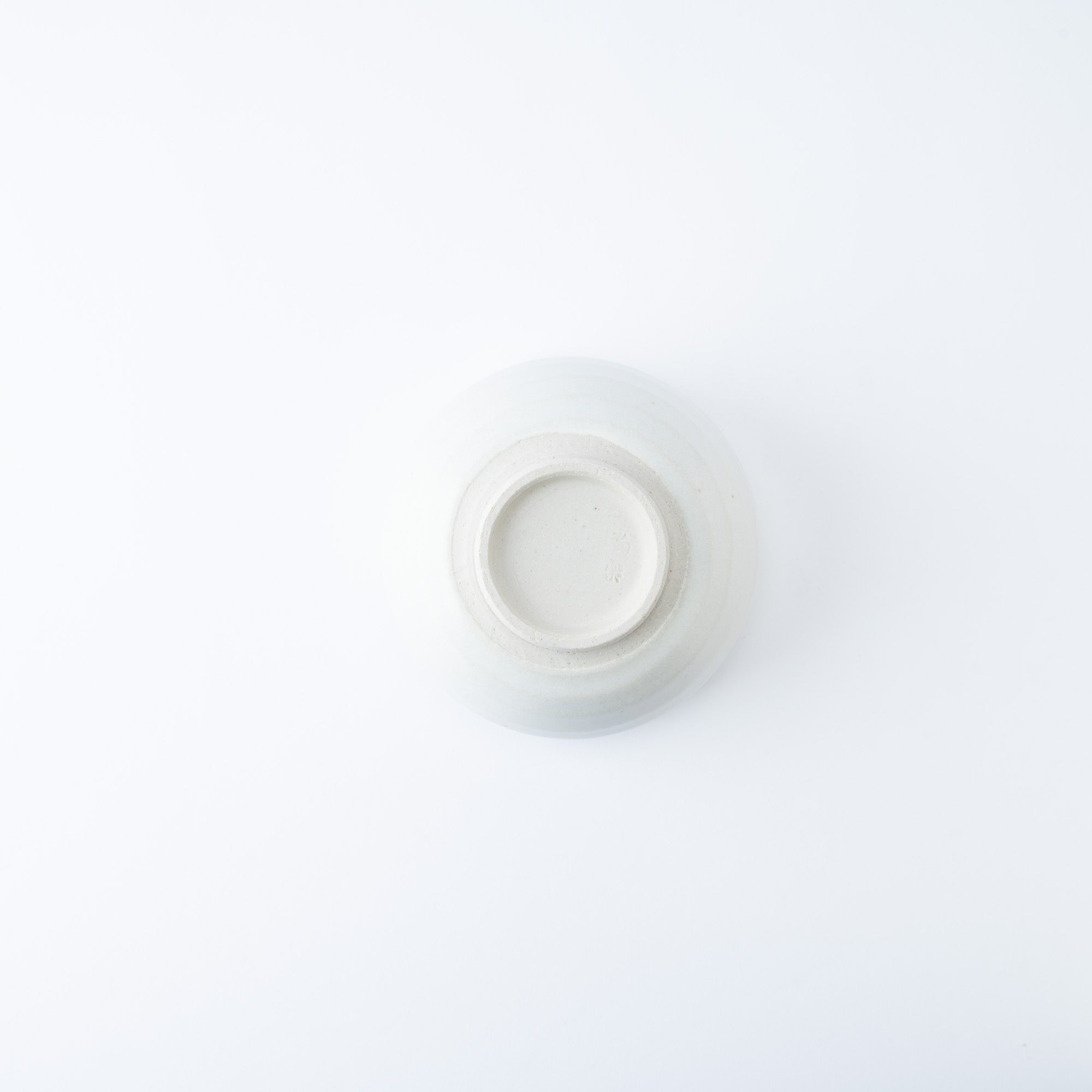 White Round Mortar with Spout 5.9 In