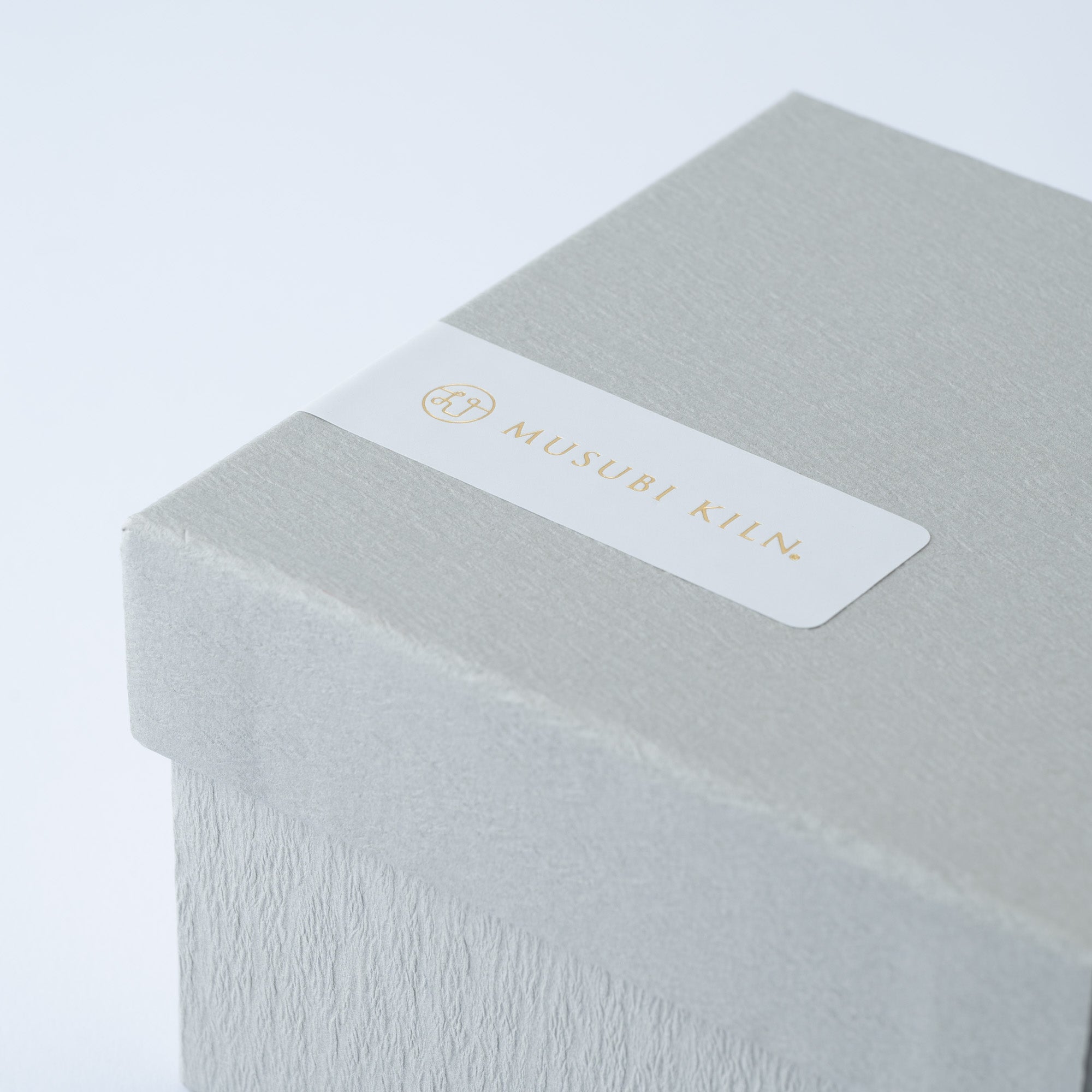 Polka Dot Shallow Mortar with Spout 4.5 In