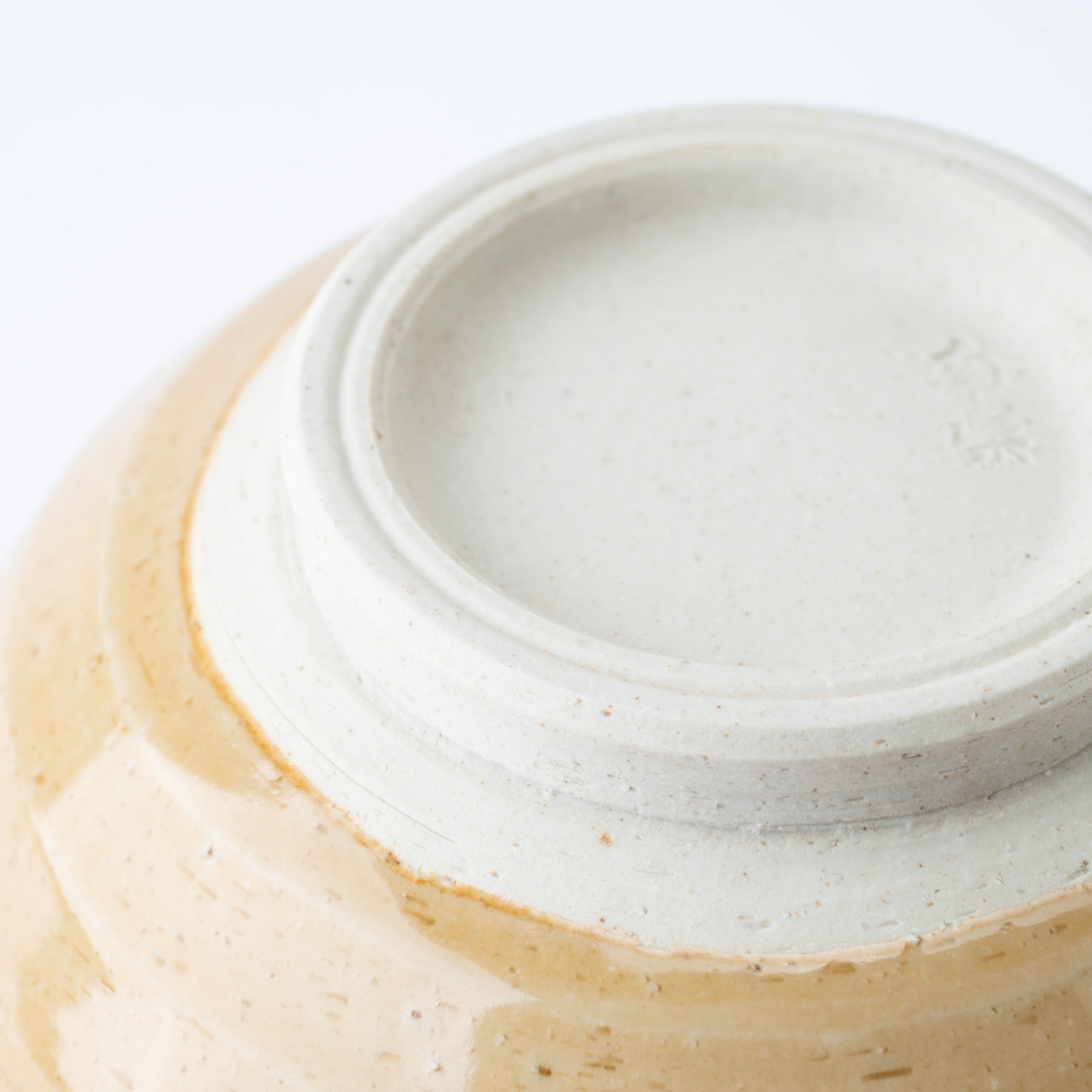 Light Brown Deep Mortar with Spout 7.1 In