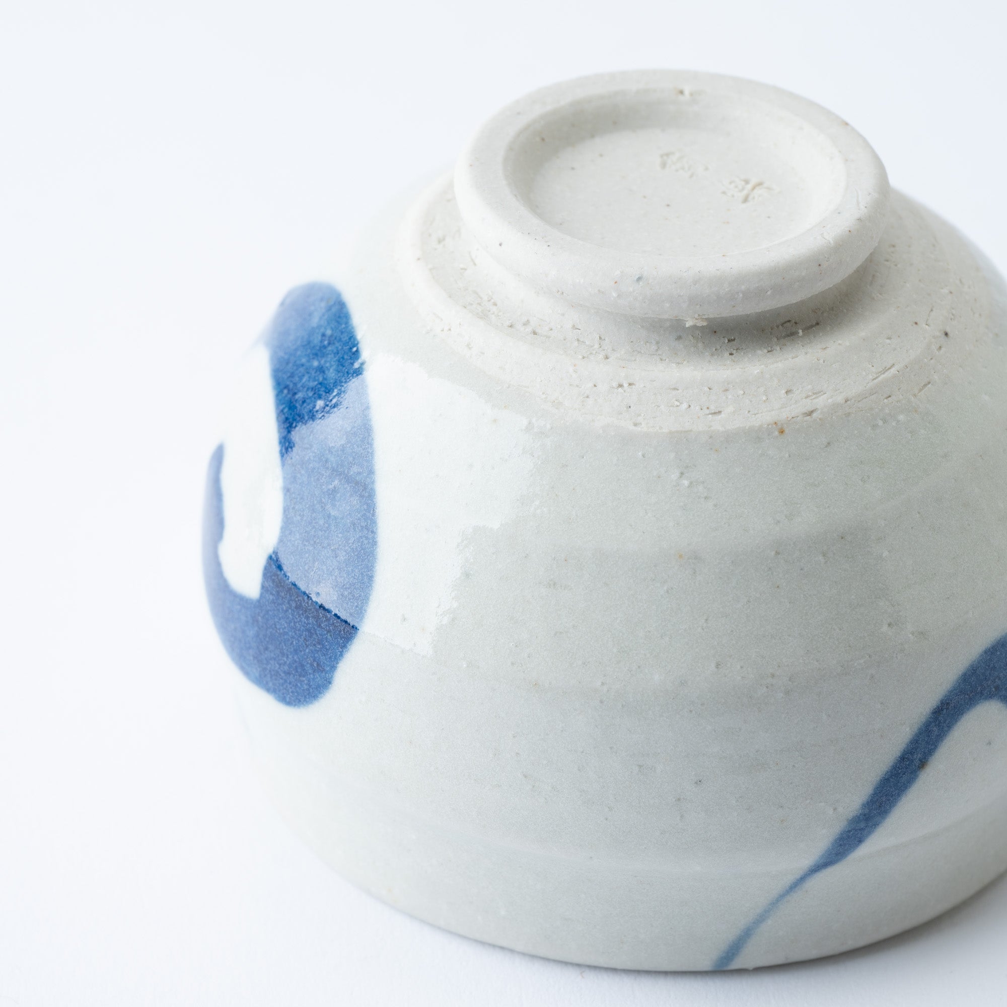 Blue Circle Round Mortar with Spout 4.2 In