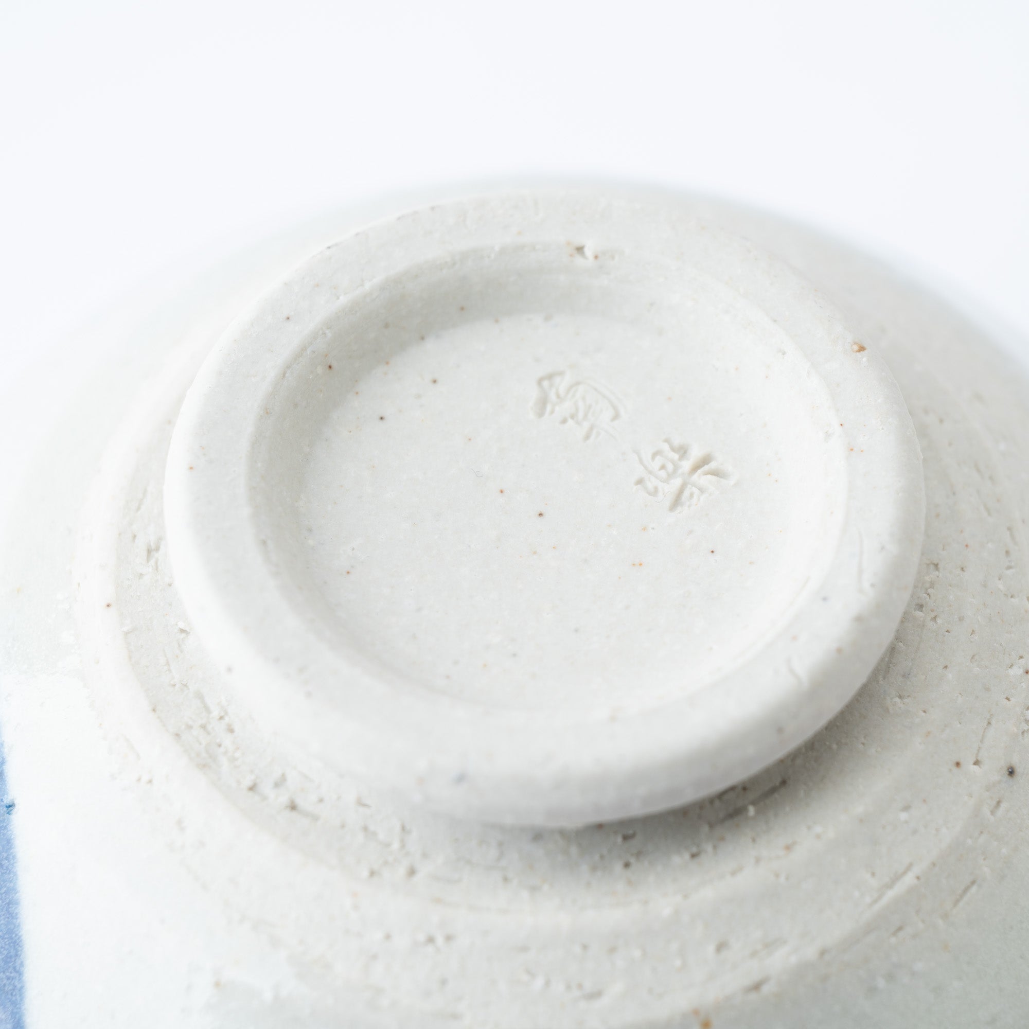 Blue Circle Round Mortar with Spout 4.2 In