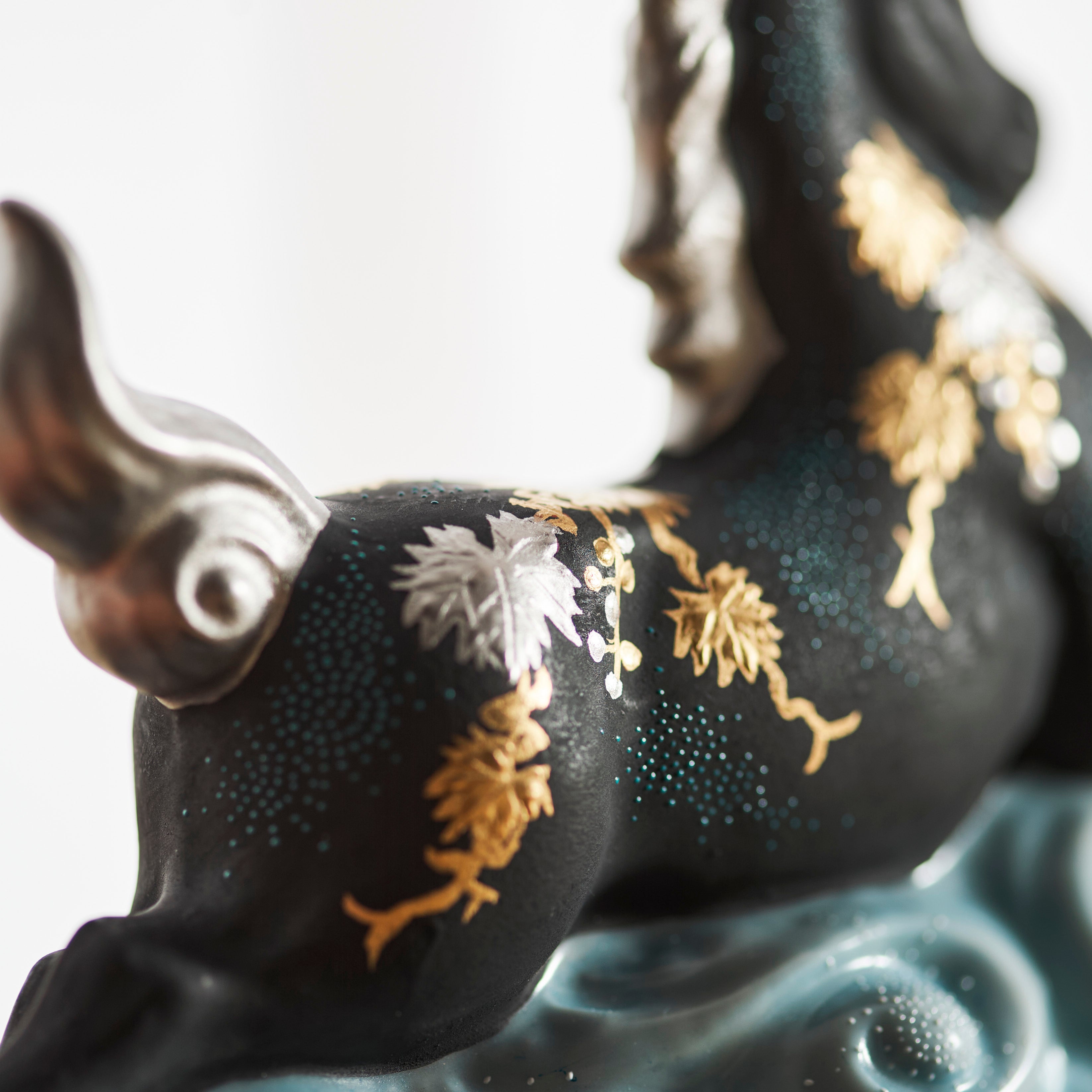Morikin Grape Pattern Aochibu and Shirochibu Horse Figurine