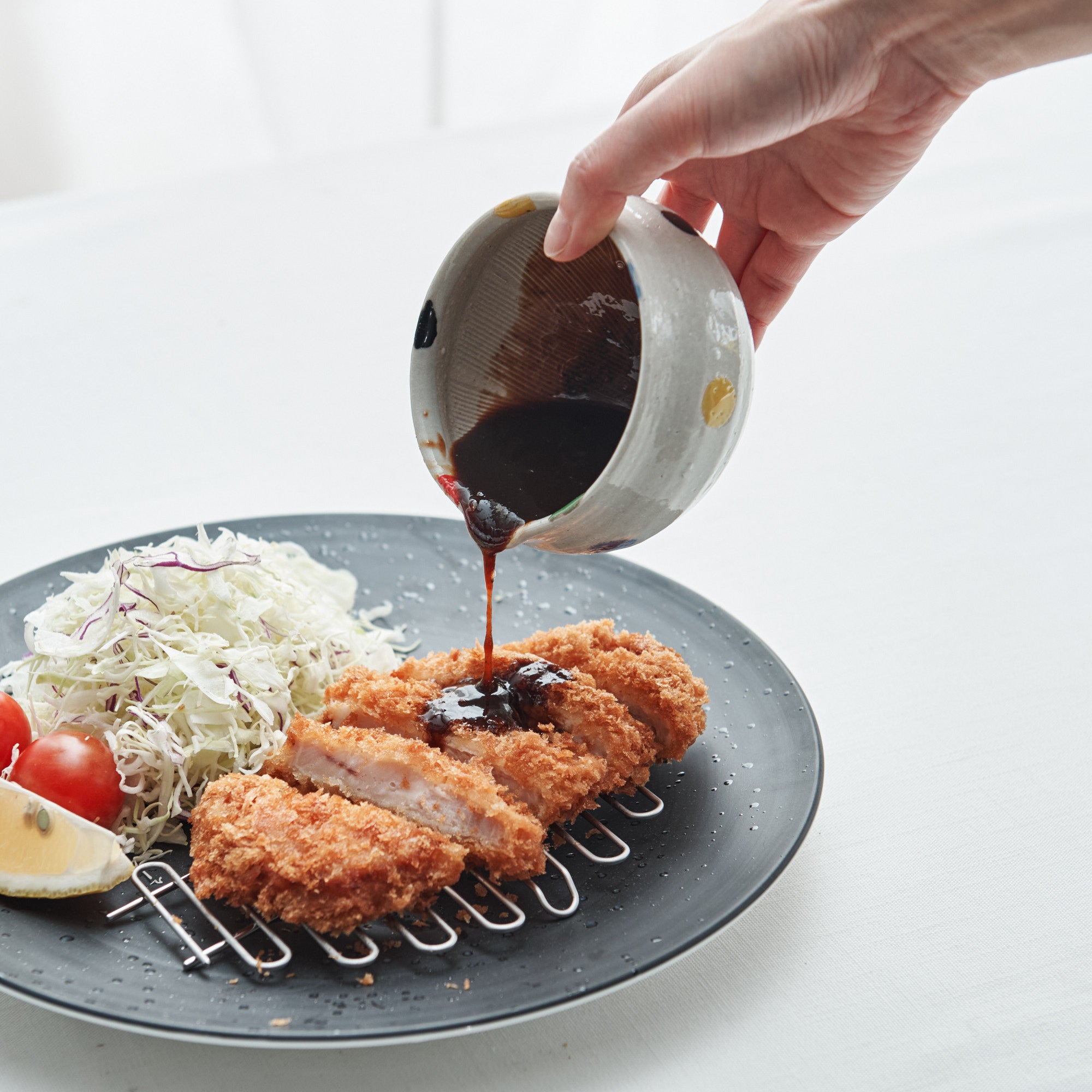 Polka Dot Round Mortar with Spout 3.9 In