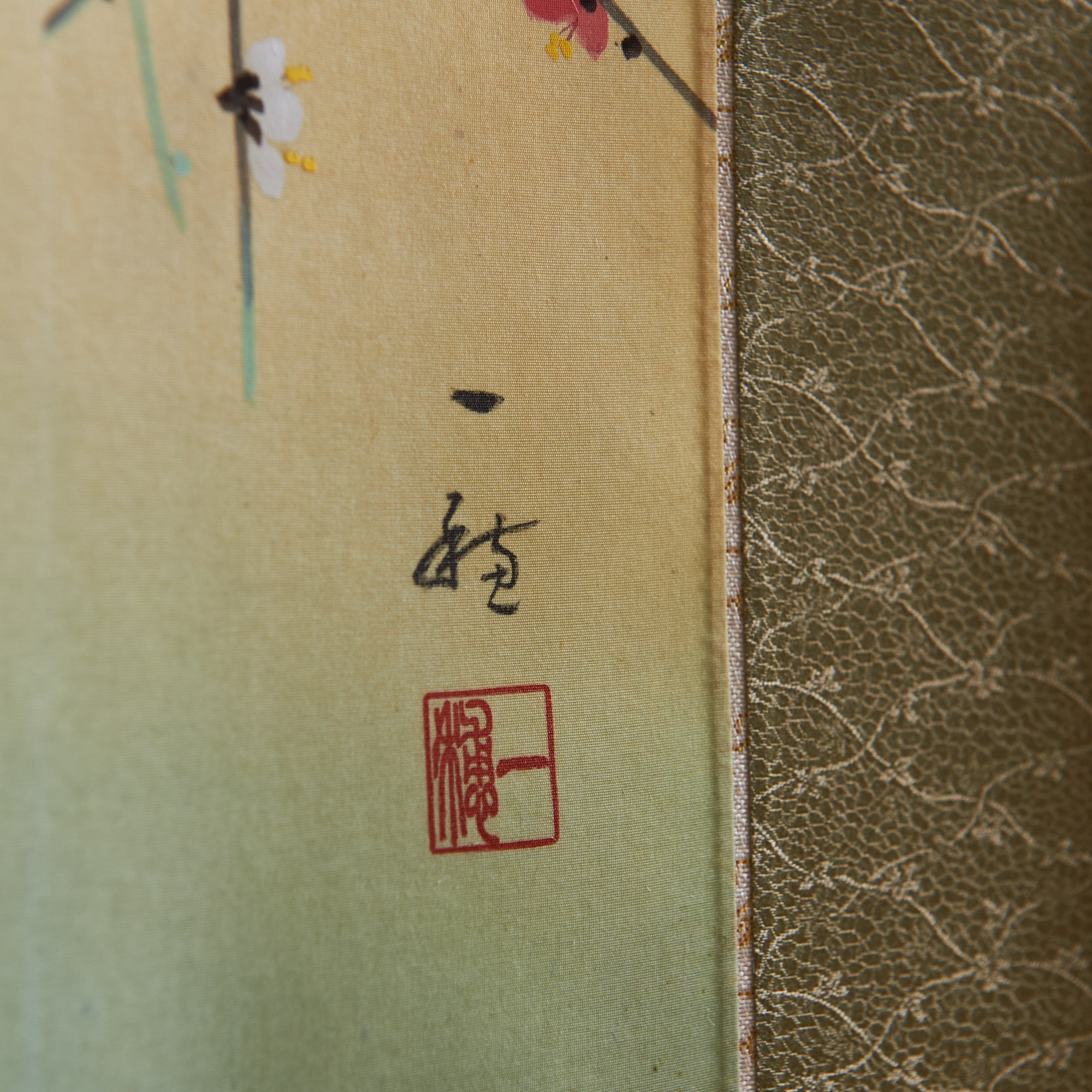 Warbler Among Plum Blossoms Kakejiku Hanging Scroll