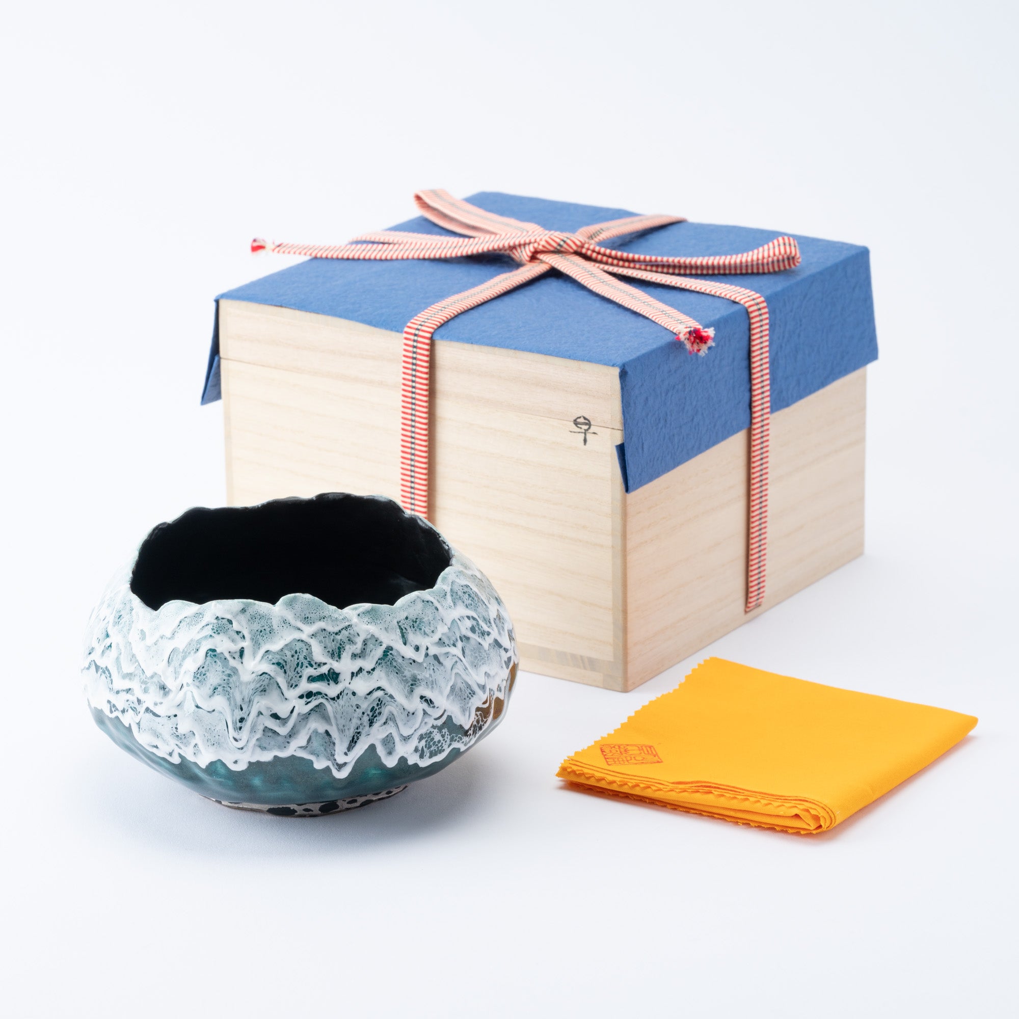 Sazameku Cascade Round Japanese Flower Vase　