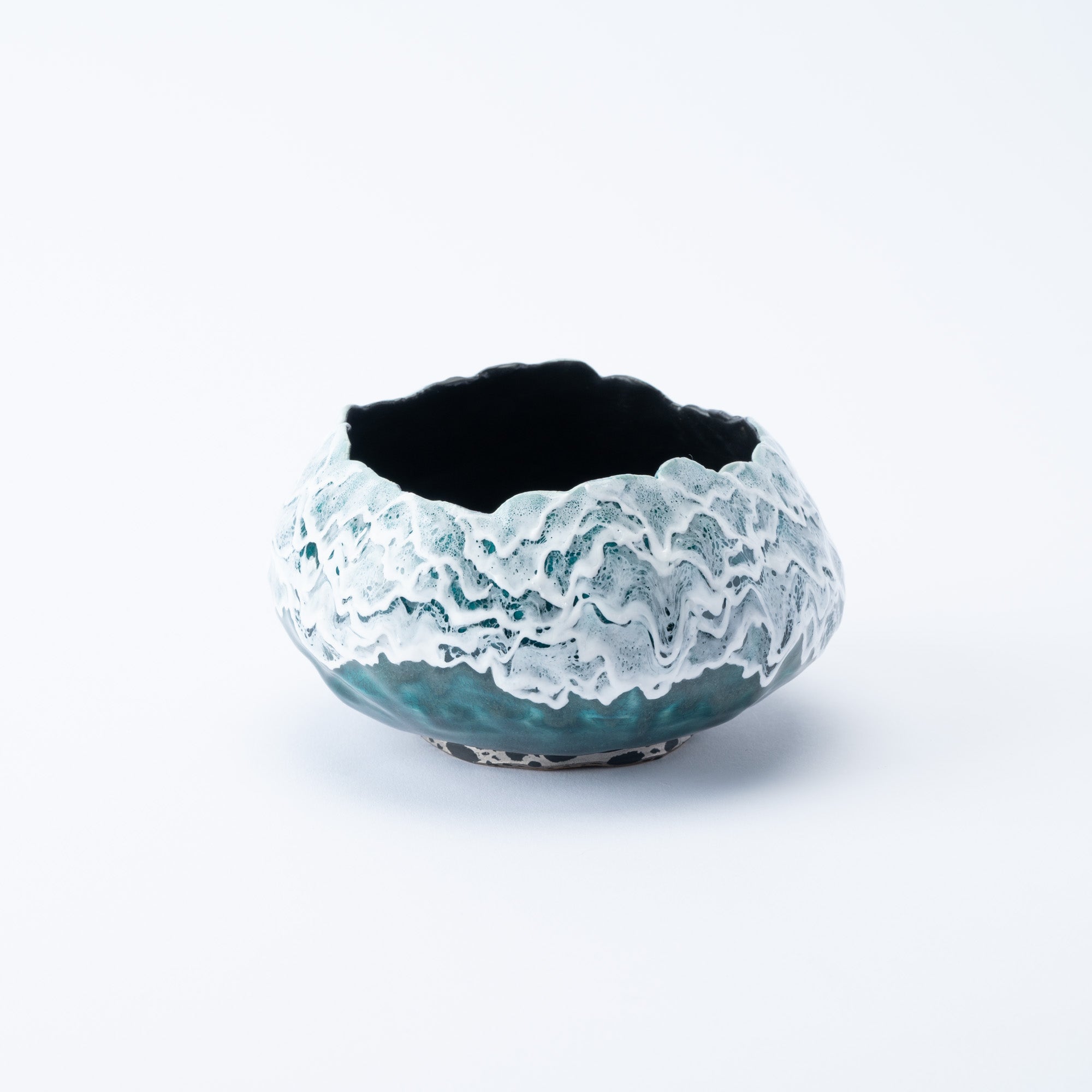 Sazameku Cascade Round Japanese Flower Vase　