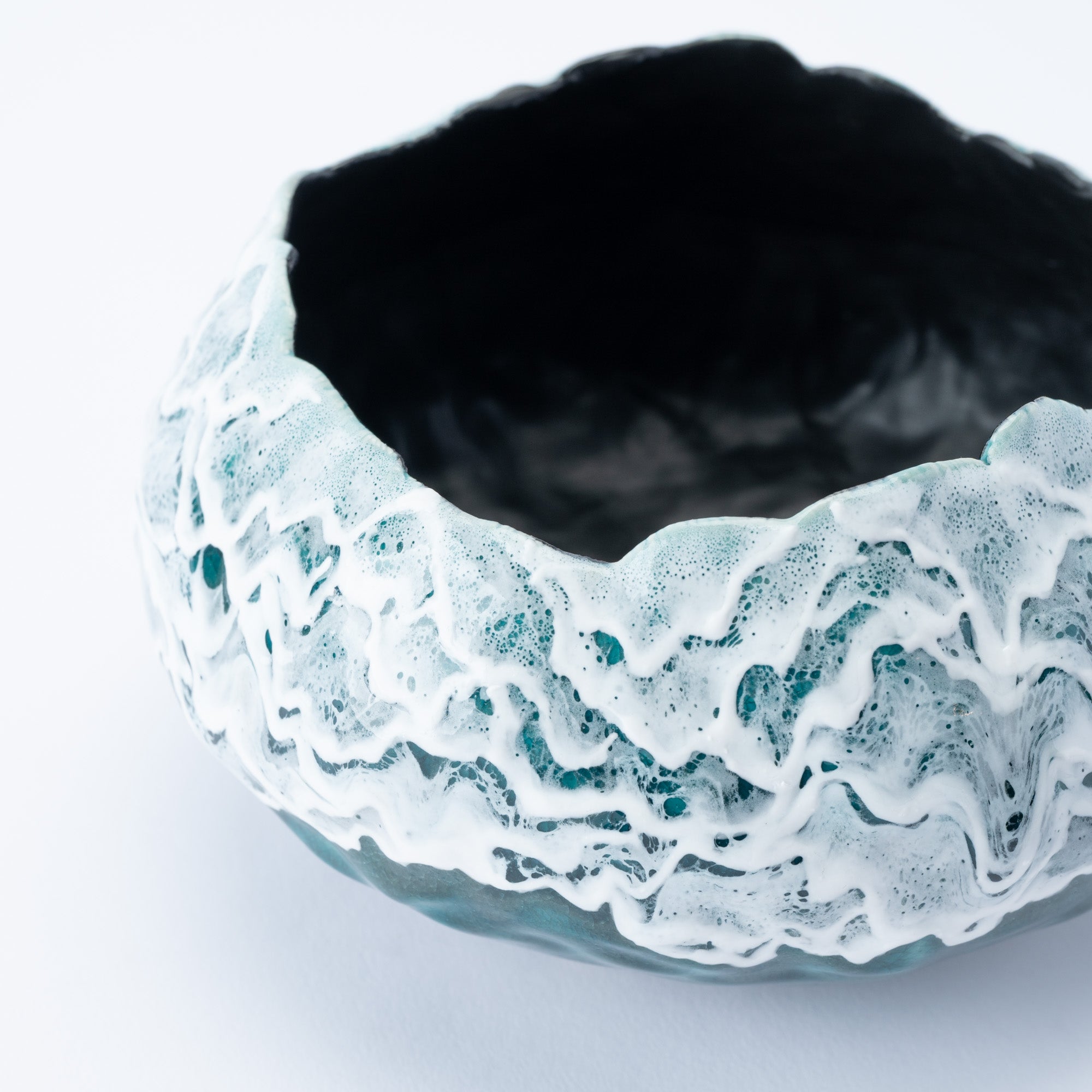 Sazameku Cascade Round Japanese Flower Vase　