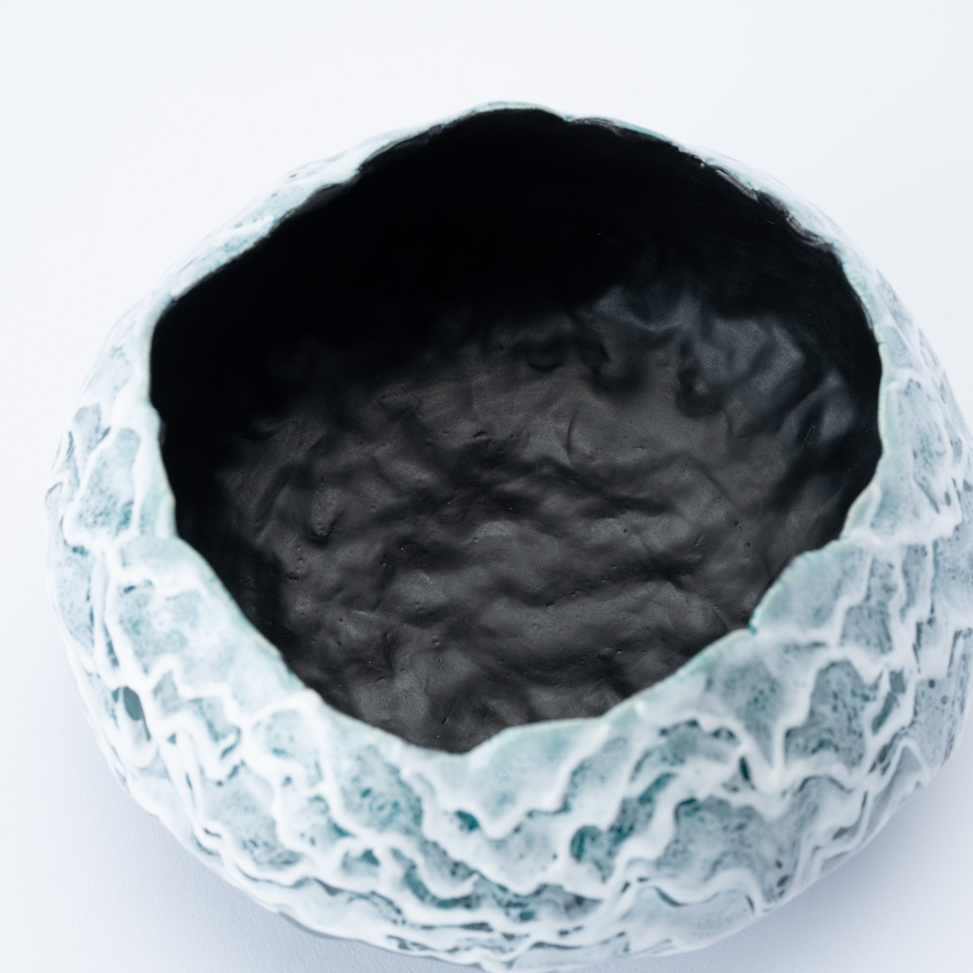 Sazameku Cascade Round Japanese Flower Vase　