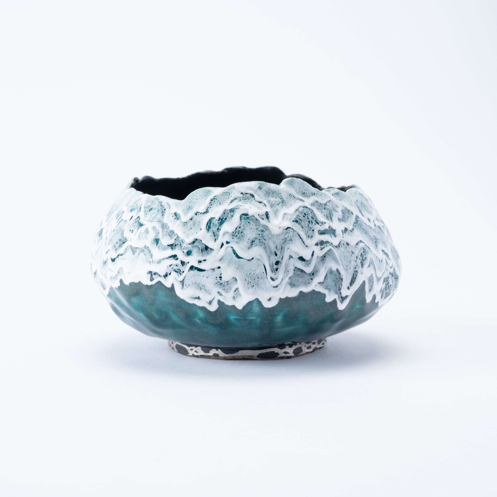 Sazameku Cascade Round Japanese Flower Vase　