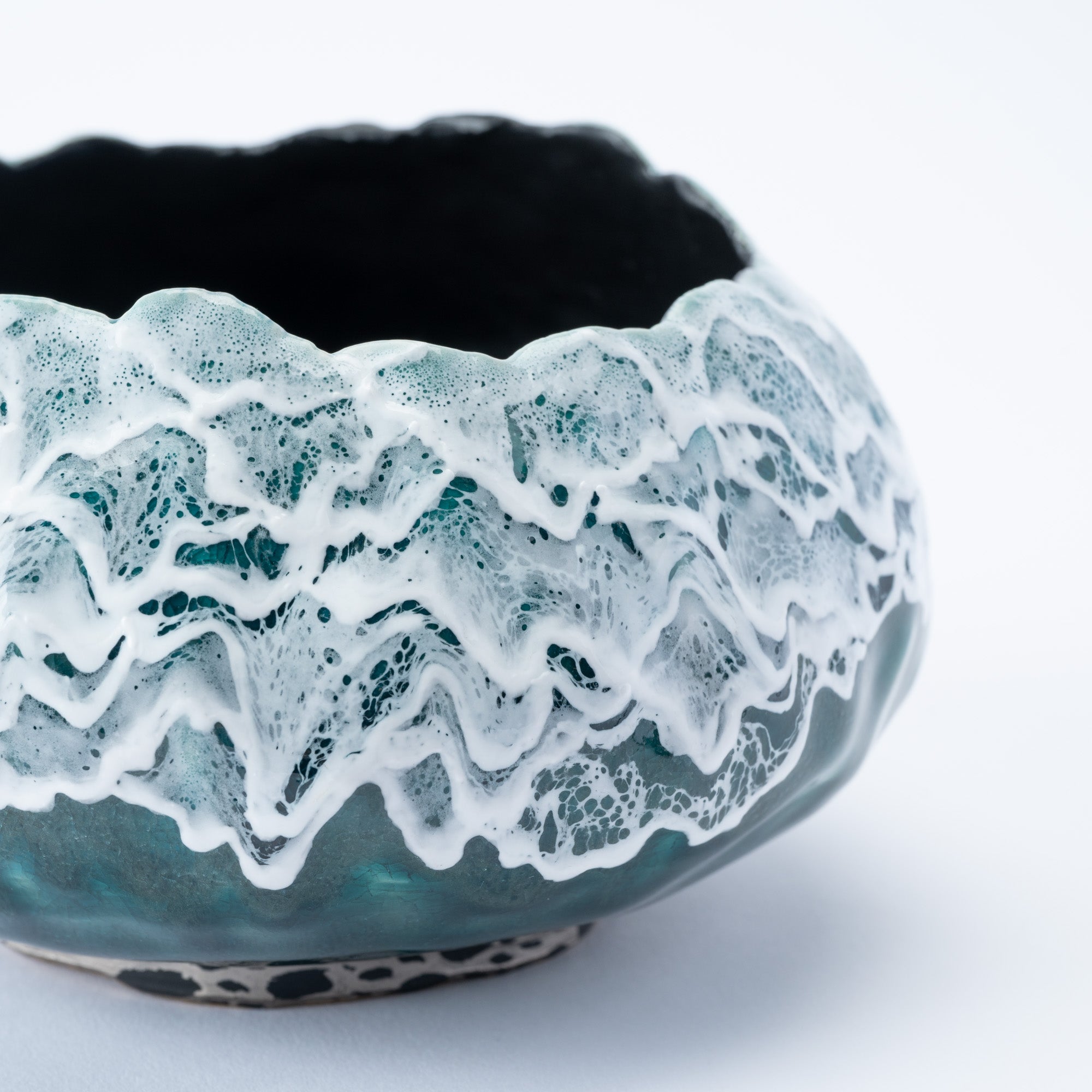 Sazameku Cascade Round Japanese Flower Vase　