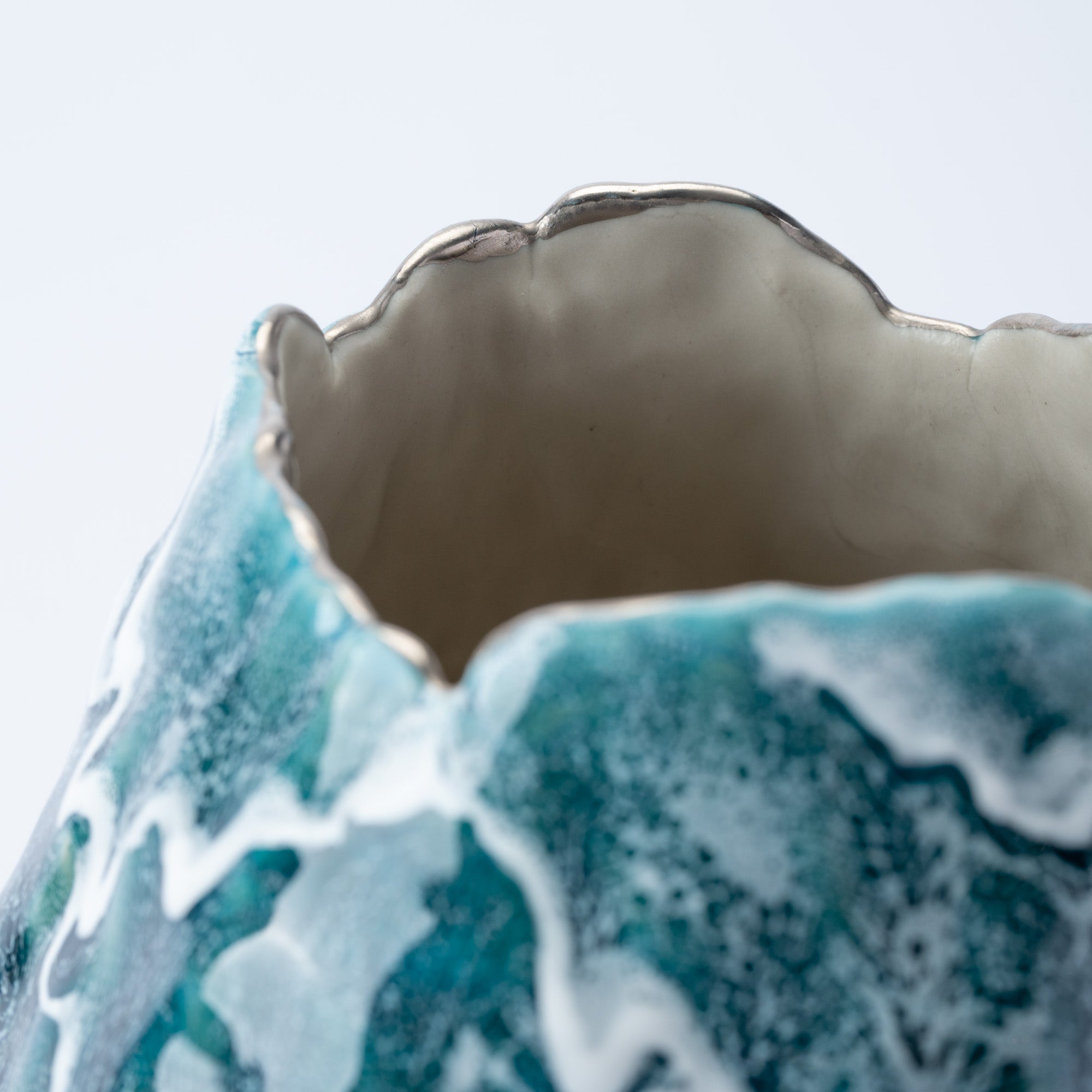 Sazameku Cascade Tall Japanese Flower Vase