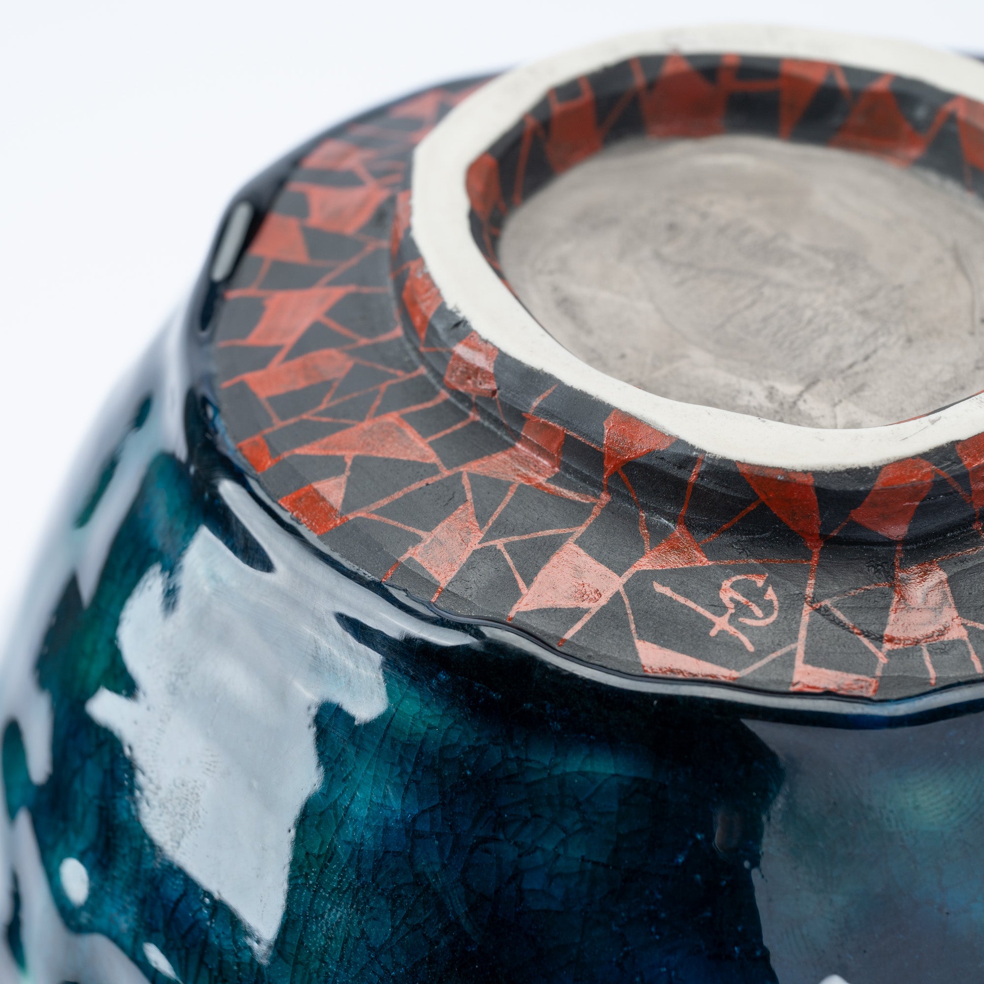 Sazameku Cascade Tall Japanese Flower Vase