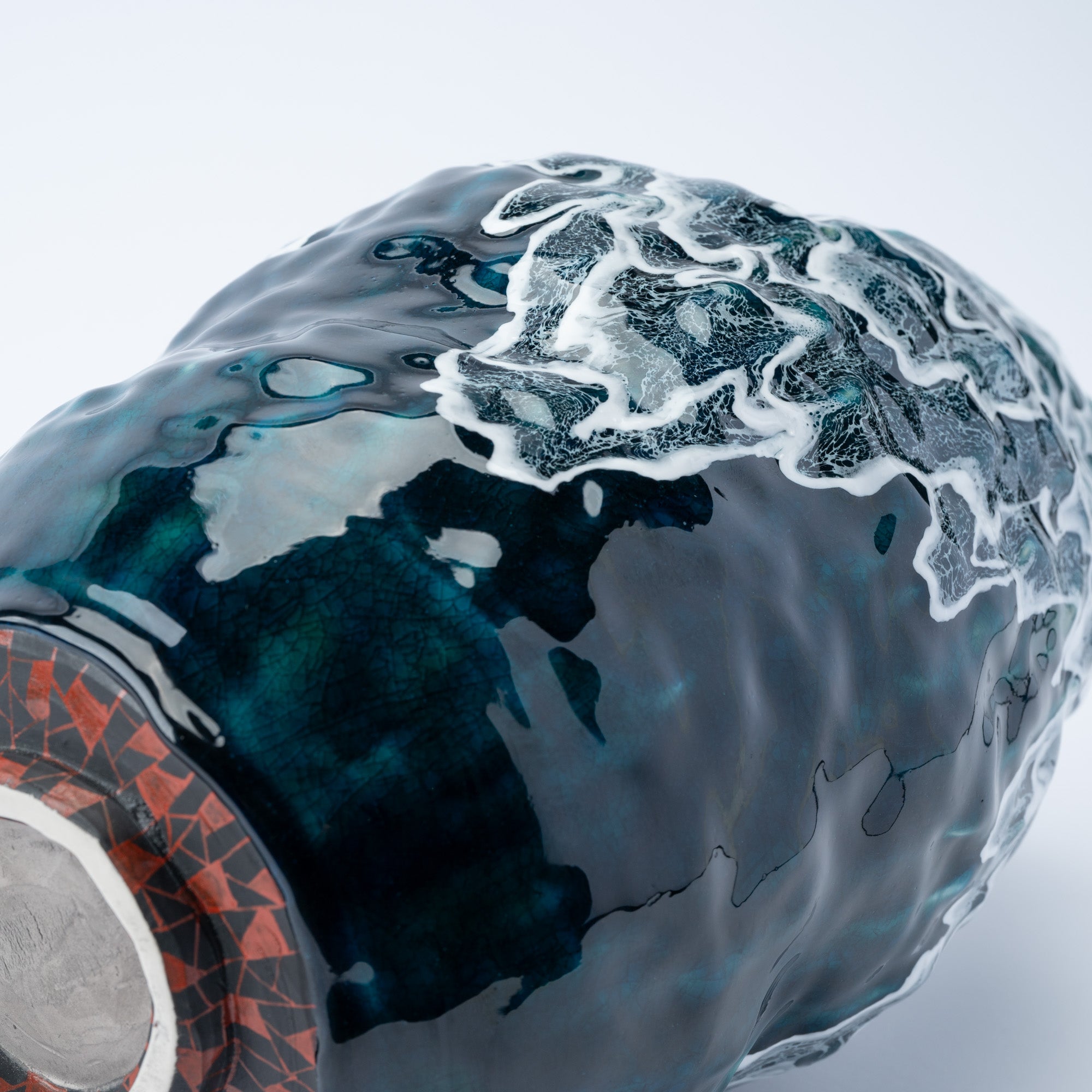 Sazameku Cascade Tall Japanese Flower Vase