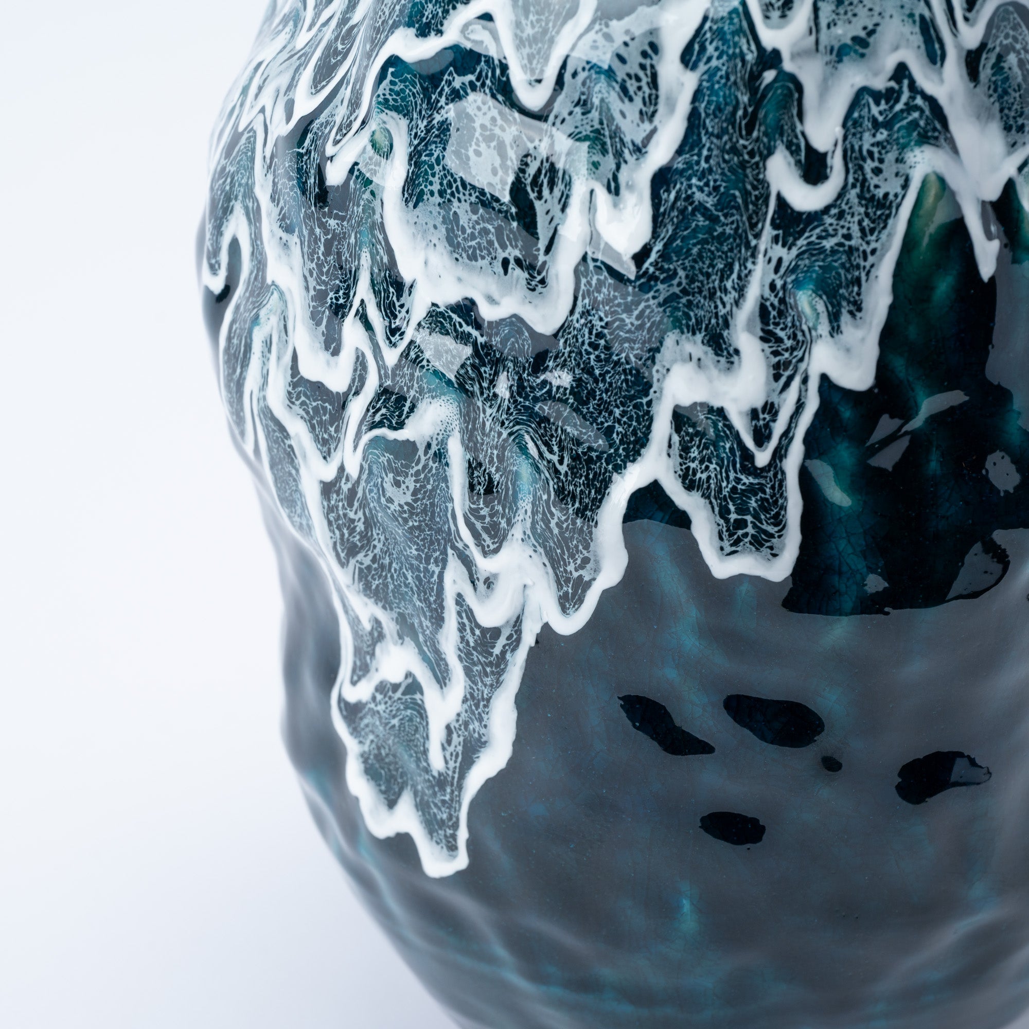 Sazameku Cascade Tall Japanese Flower Vase