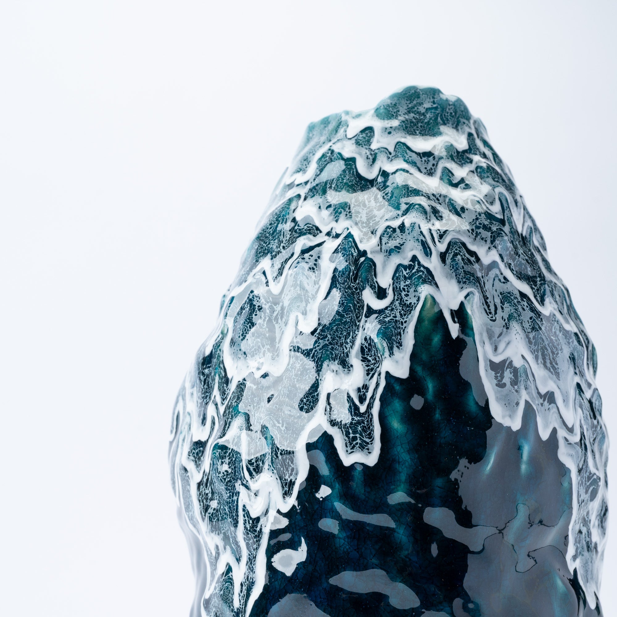 Sazameku Cascade Tall Japanese Flower Vase