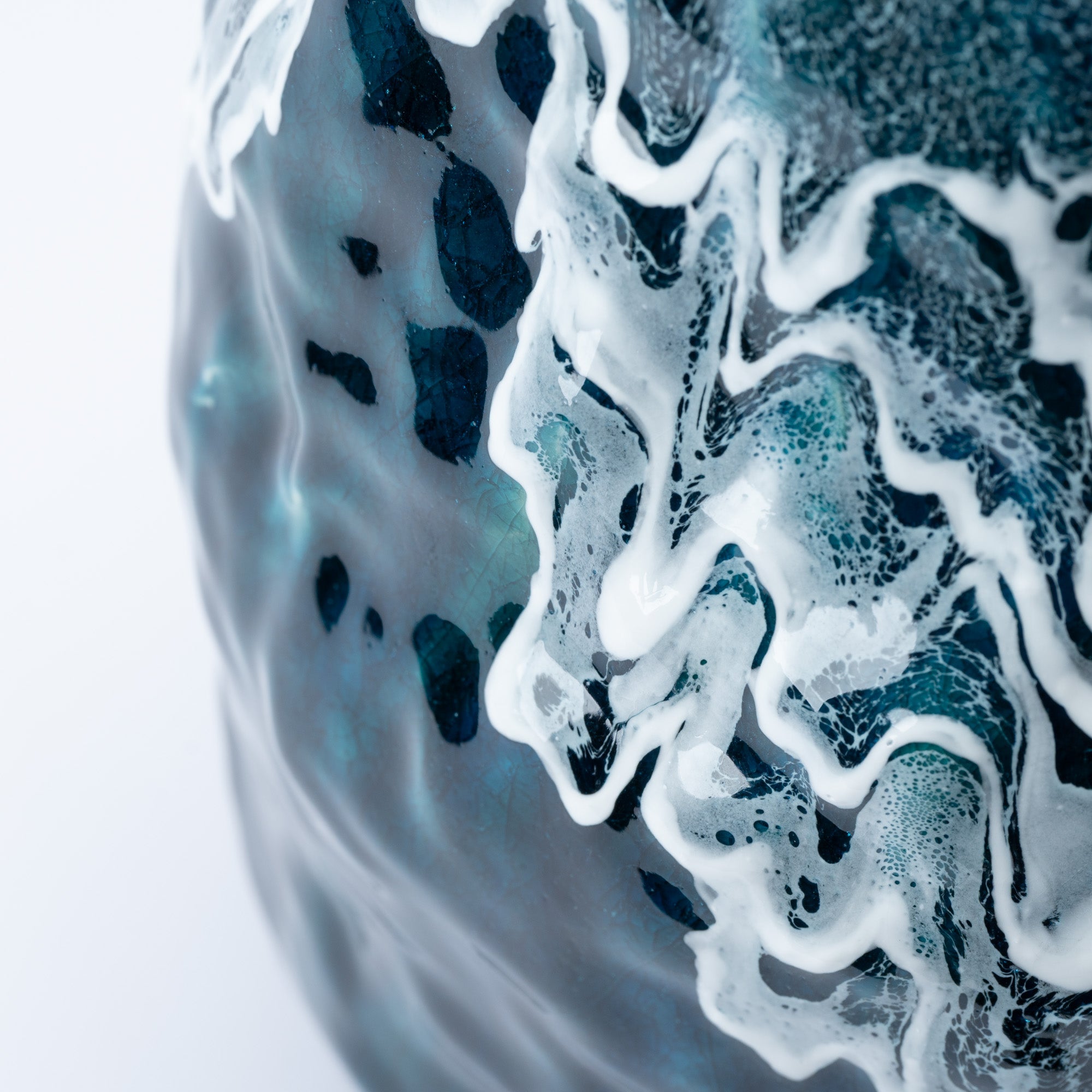 Sazameku Cascade Tall Japanese Flower Vase