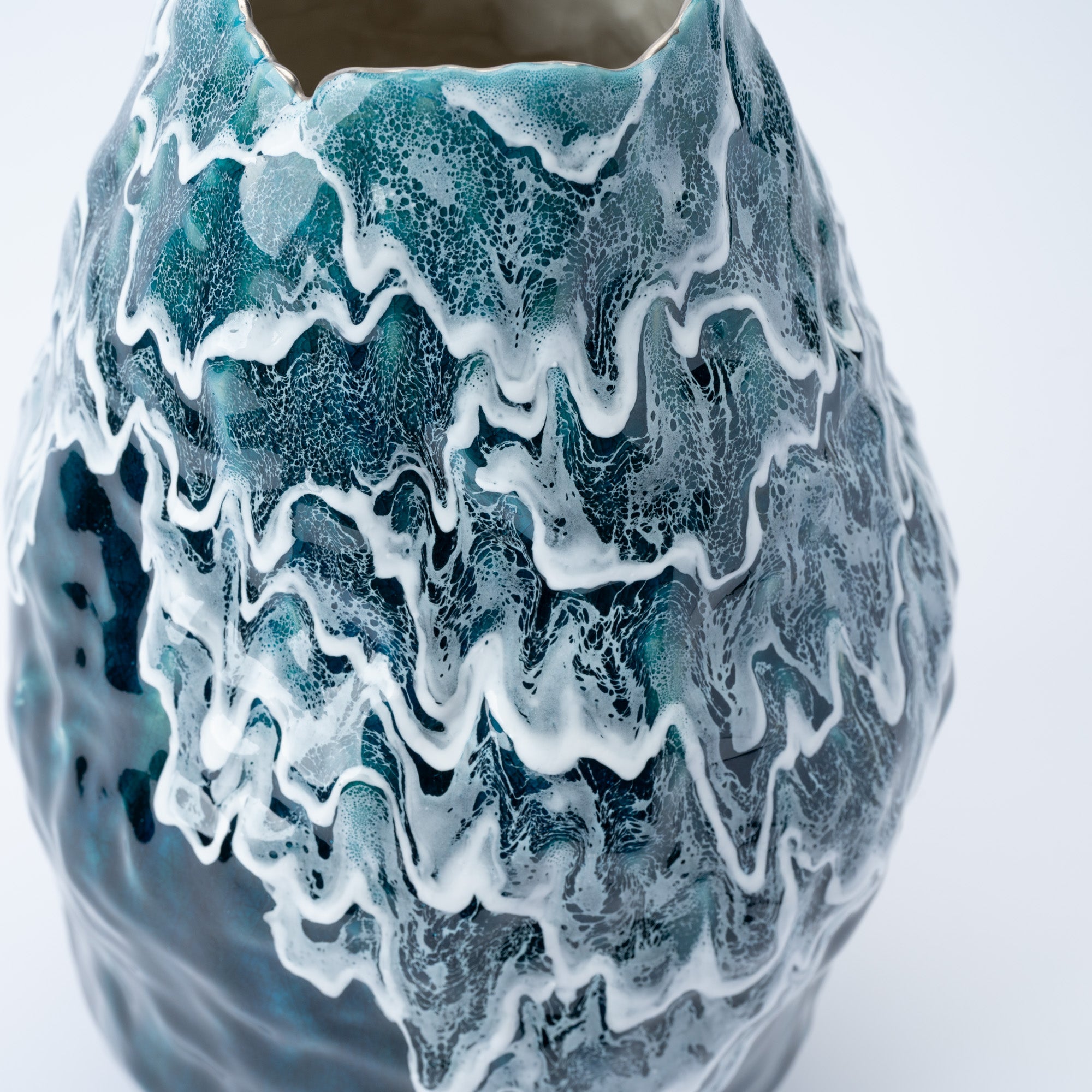 Sazameku Cascade Tall Japanese Flower Vase