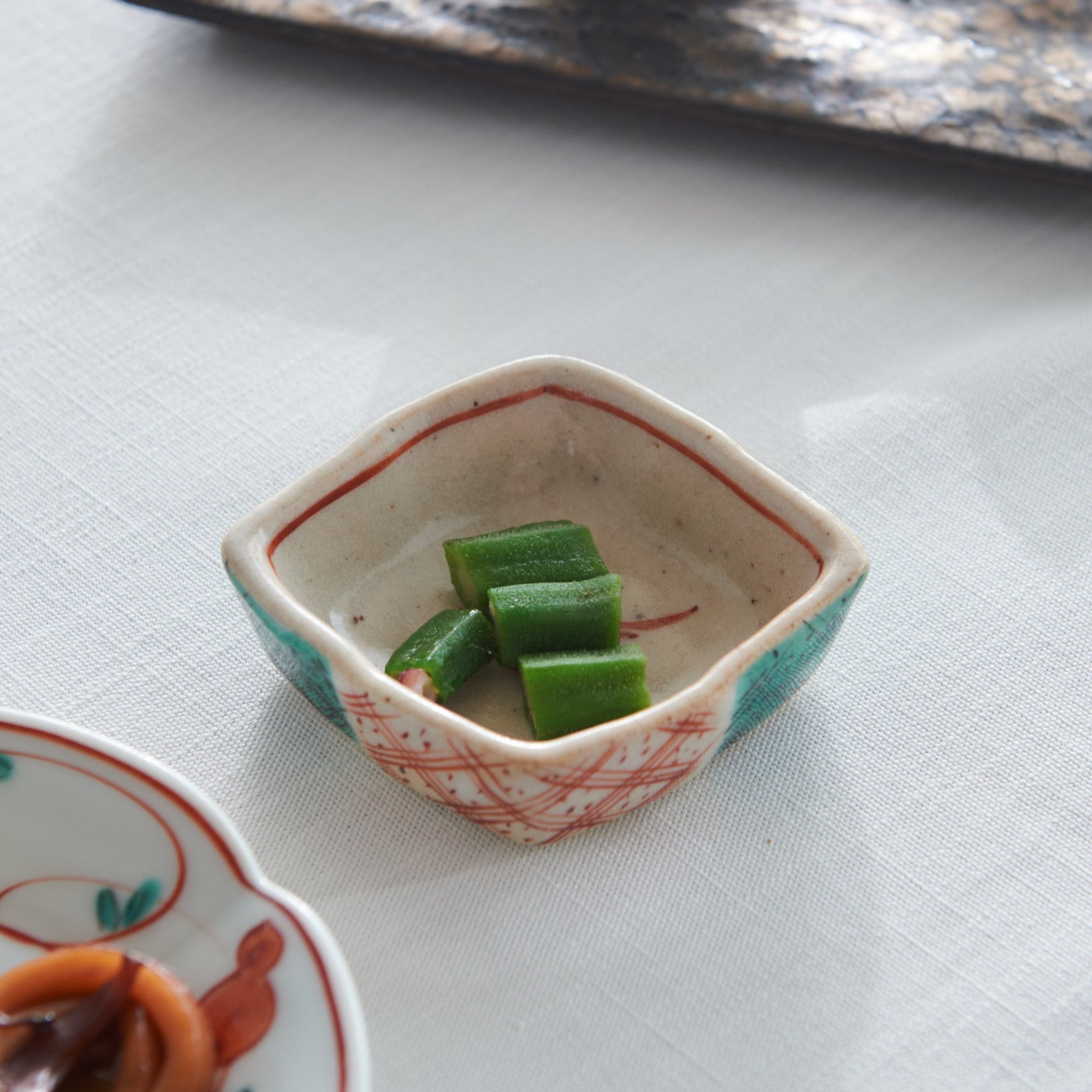 Akae Diamond Pattern Sauce Plate