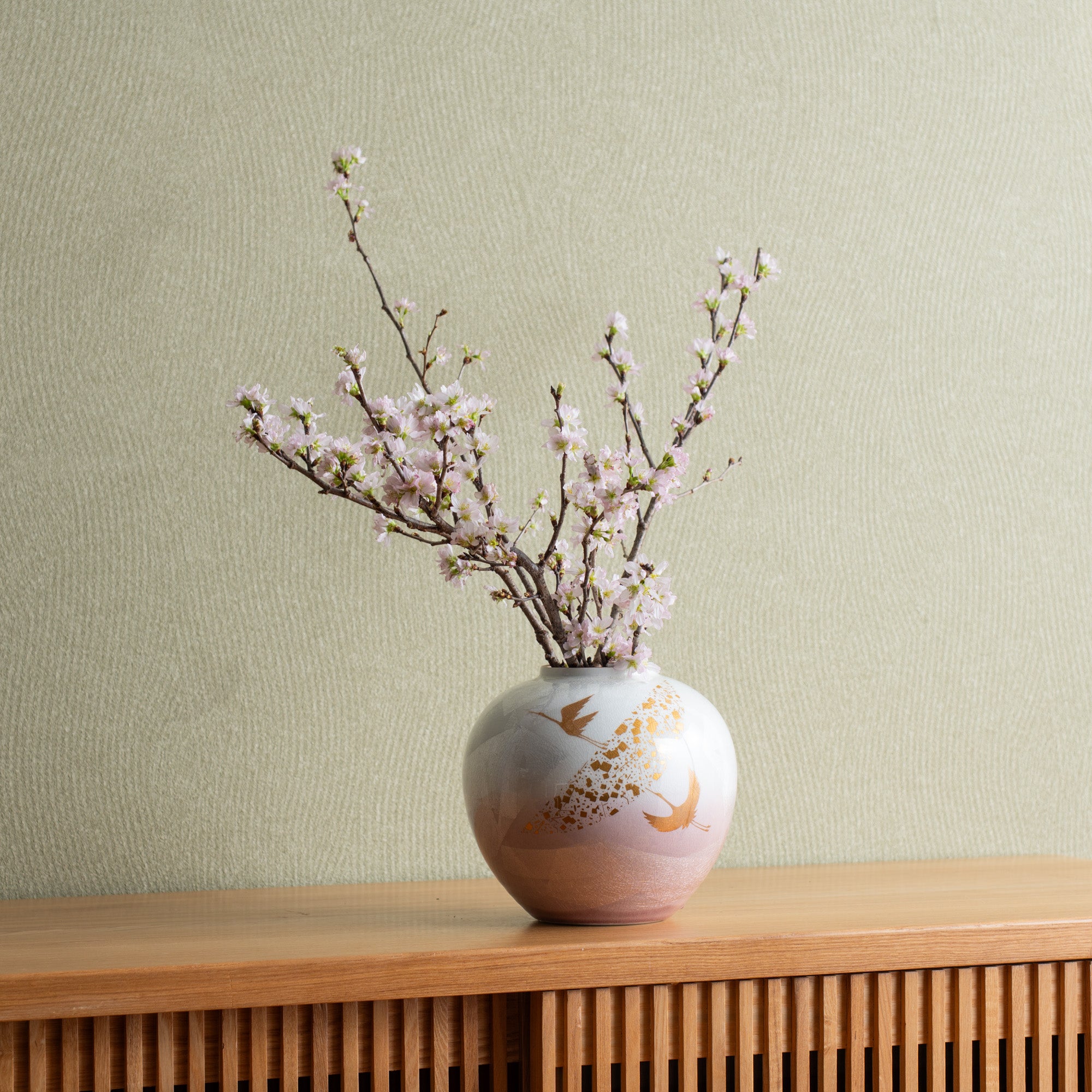 Ginsai Crane Round Japanese Flower Vase 6.9 IN