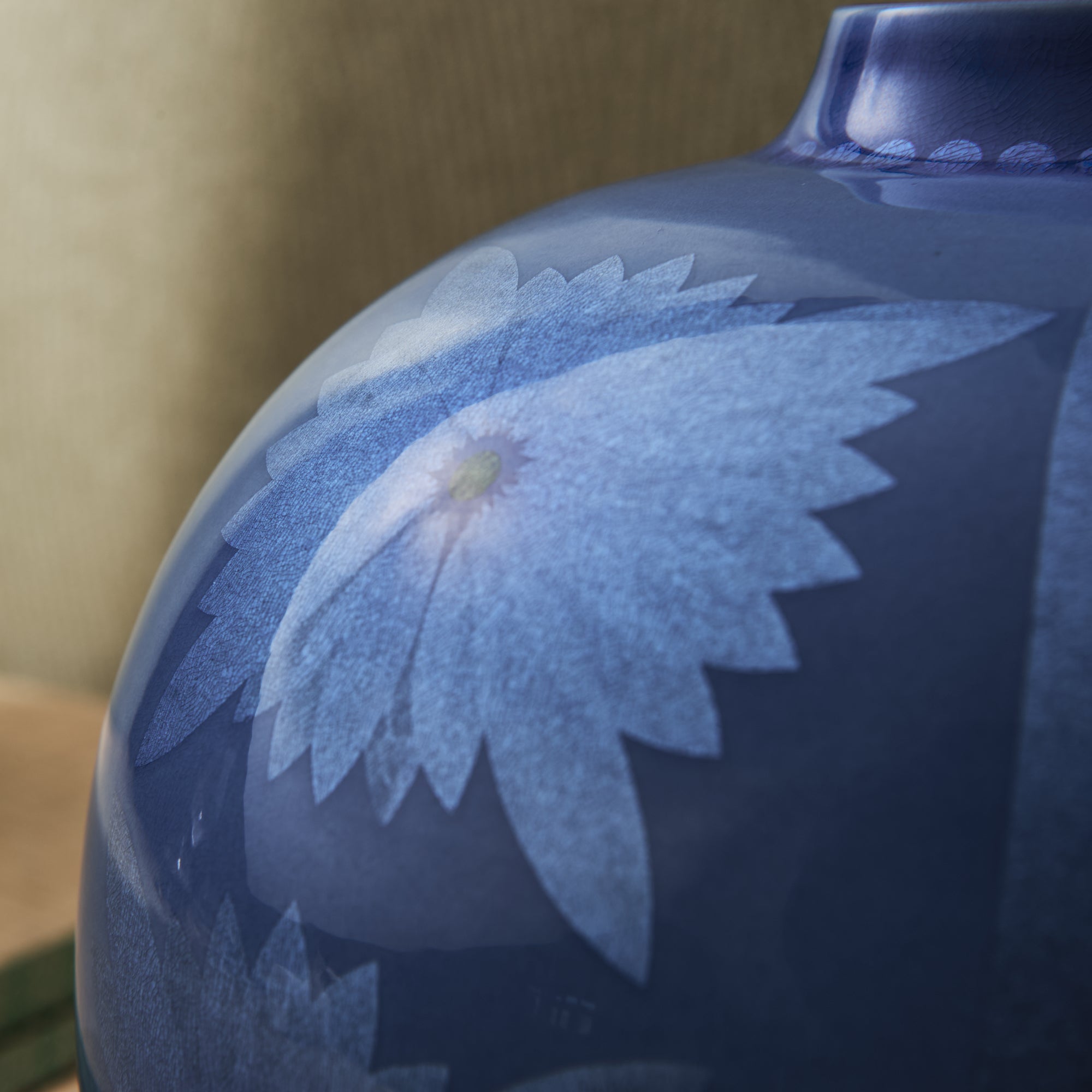 Yuri-Ginsai Pale Azure Flower Pattern Vase