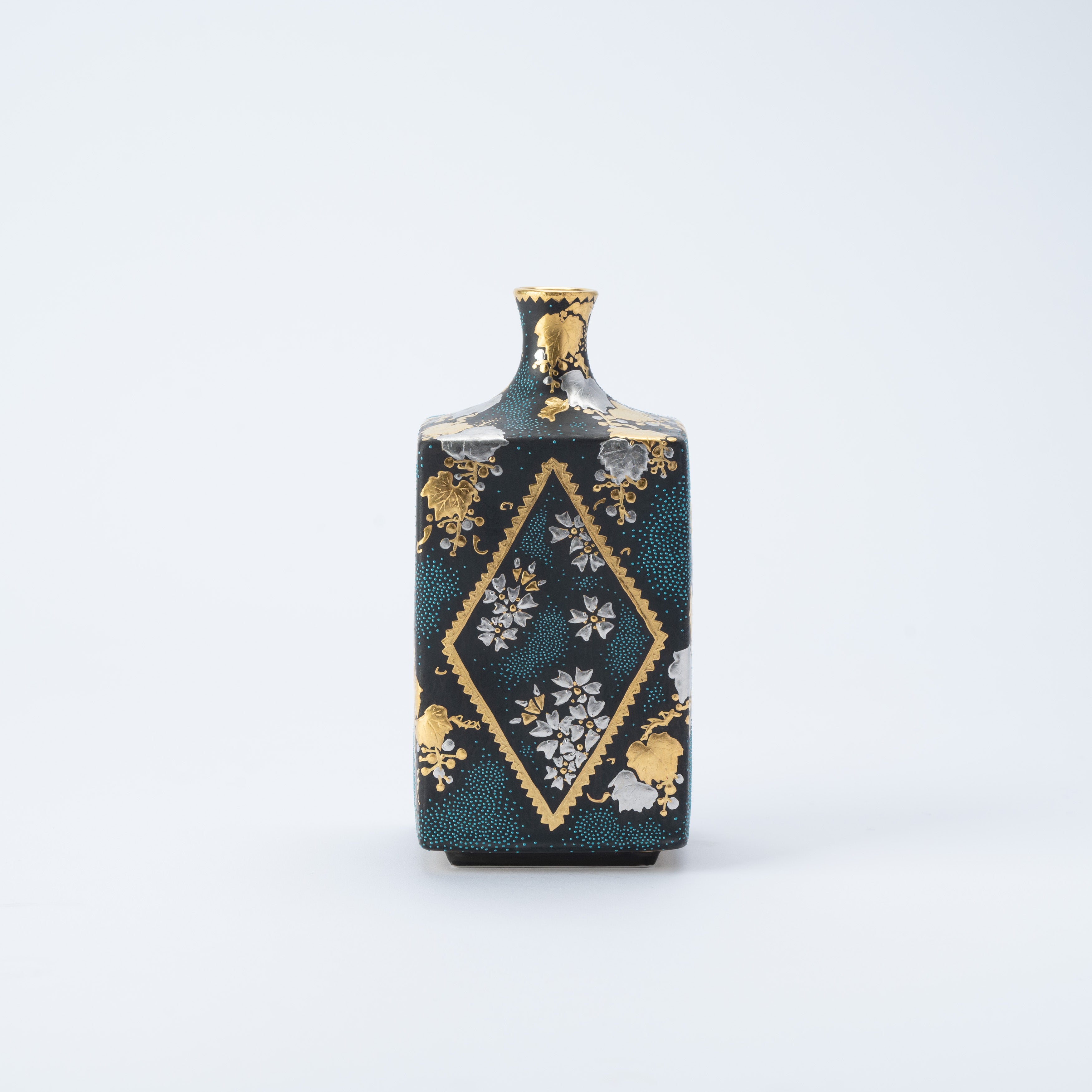 Morikin Aochibu Grape with Sakura and Maple Leaves Vase