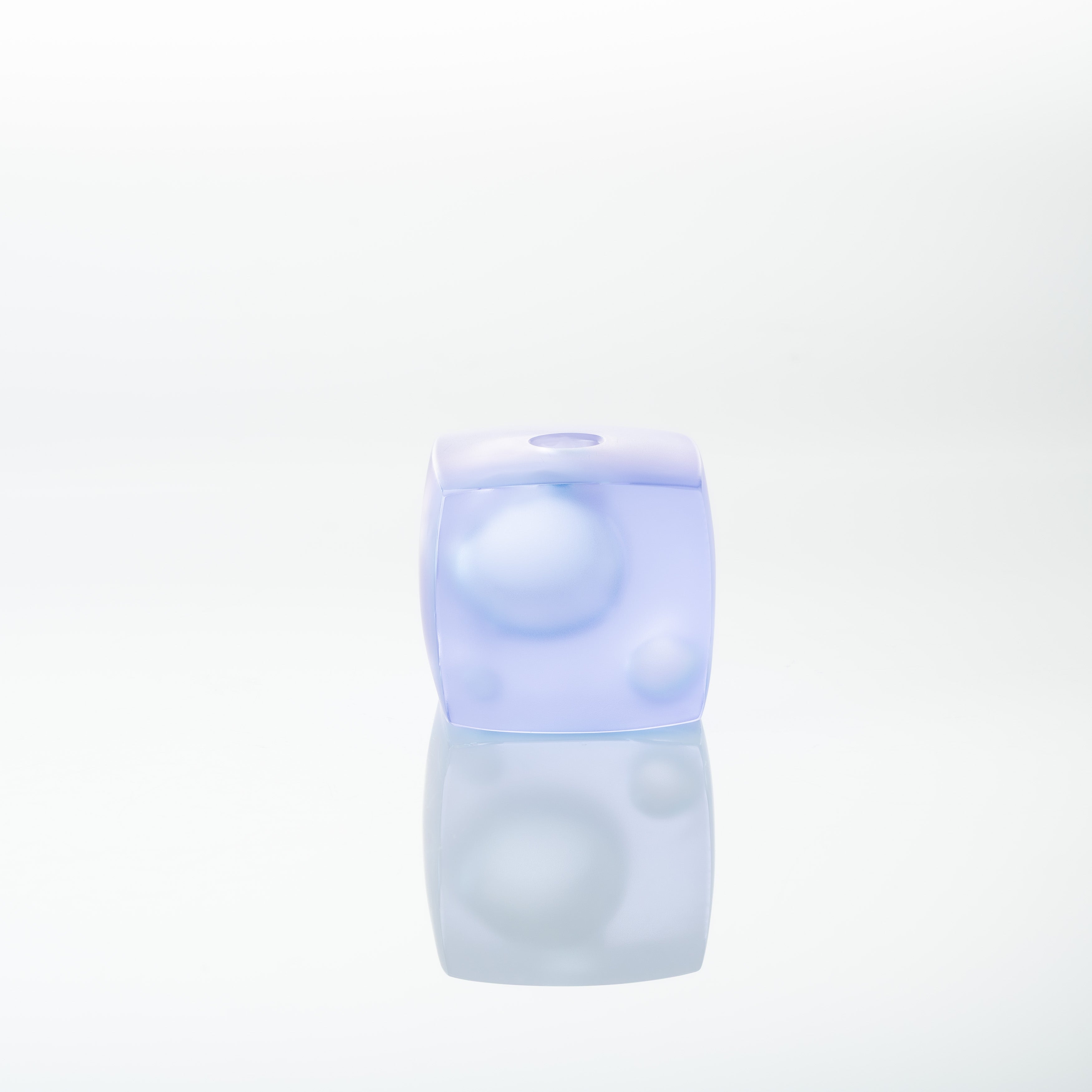 Erinnerungen an Farben Violett Kleine Einzelblumenvase „Twilight“