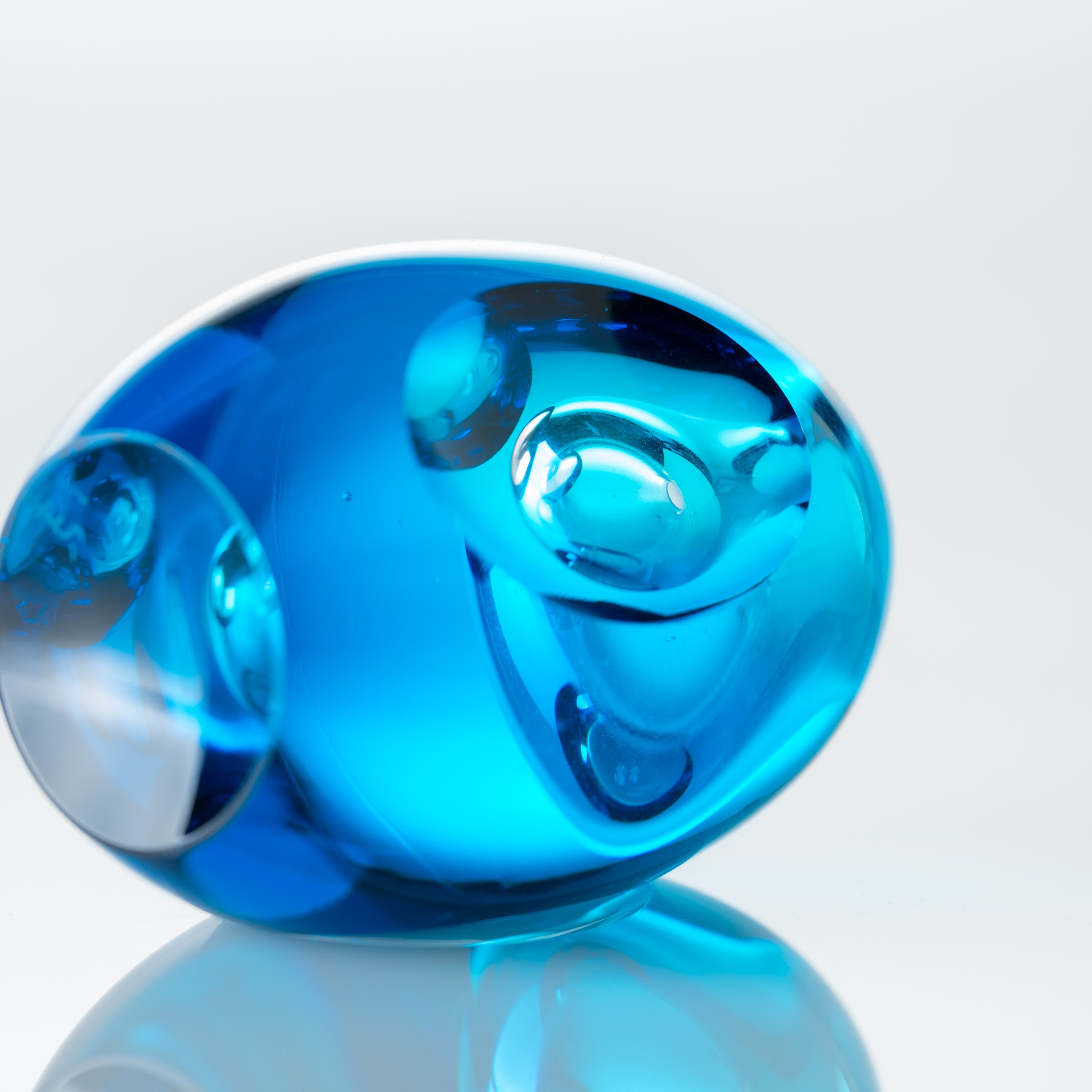 Erinnerungen an die Farben des Ozeans Blau Parfümflasche