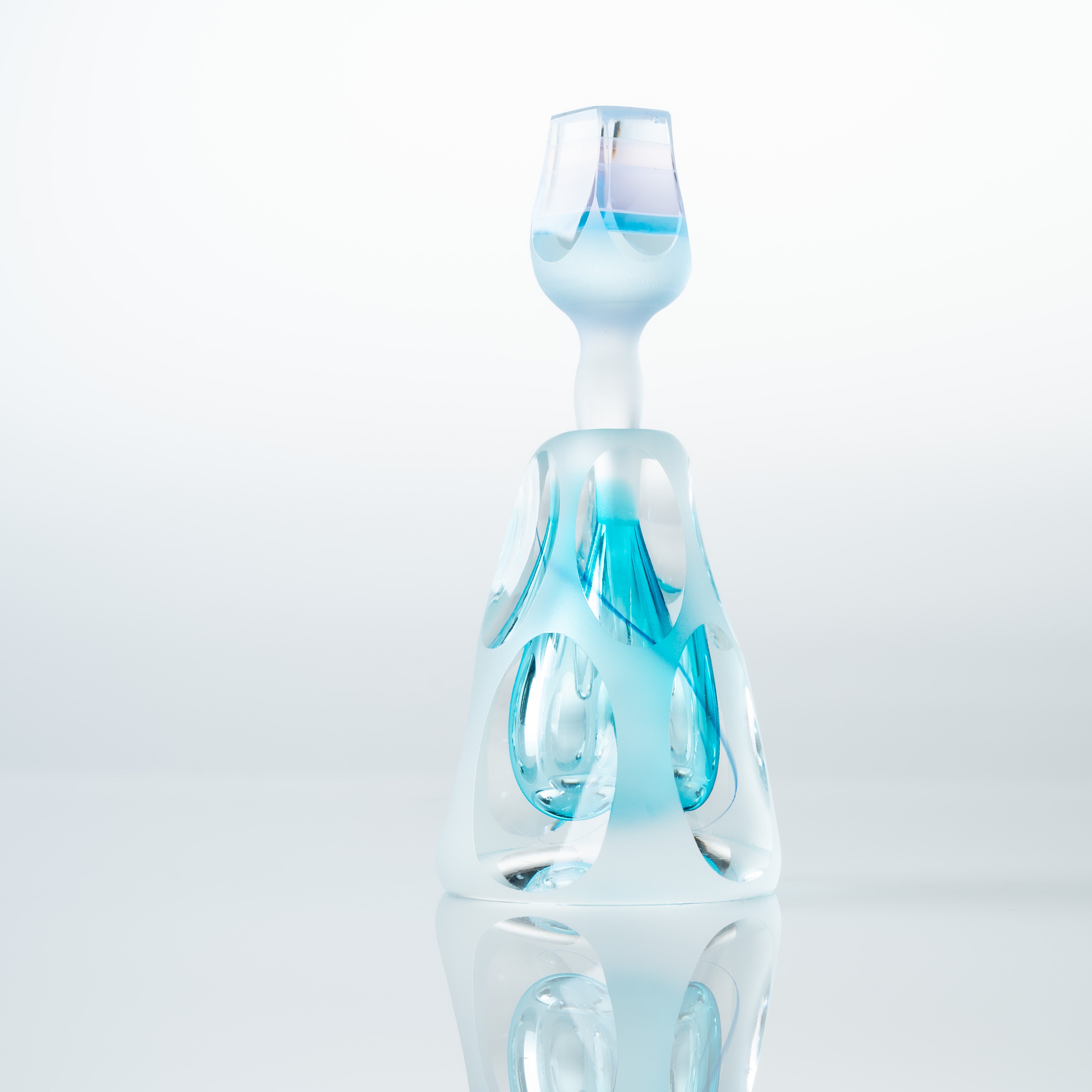 Erinnerungen an die Farben des Himmels Blau Parfümflasche