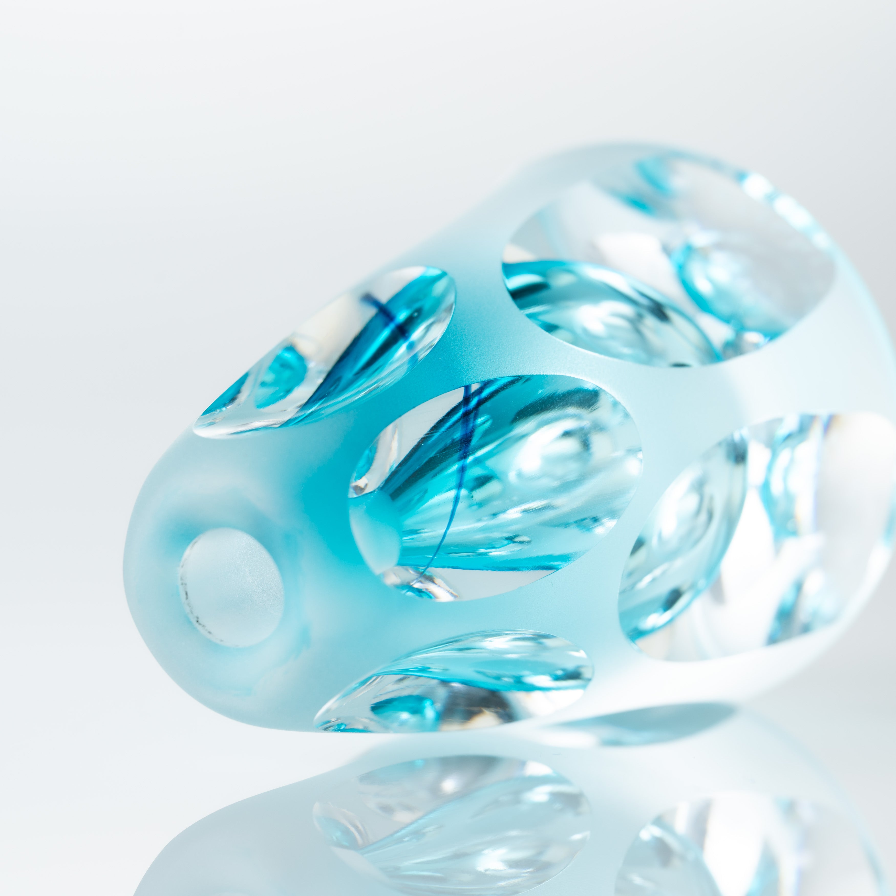 Erinnerungen an die Farben des Himmels Blau Parfümflasche