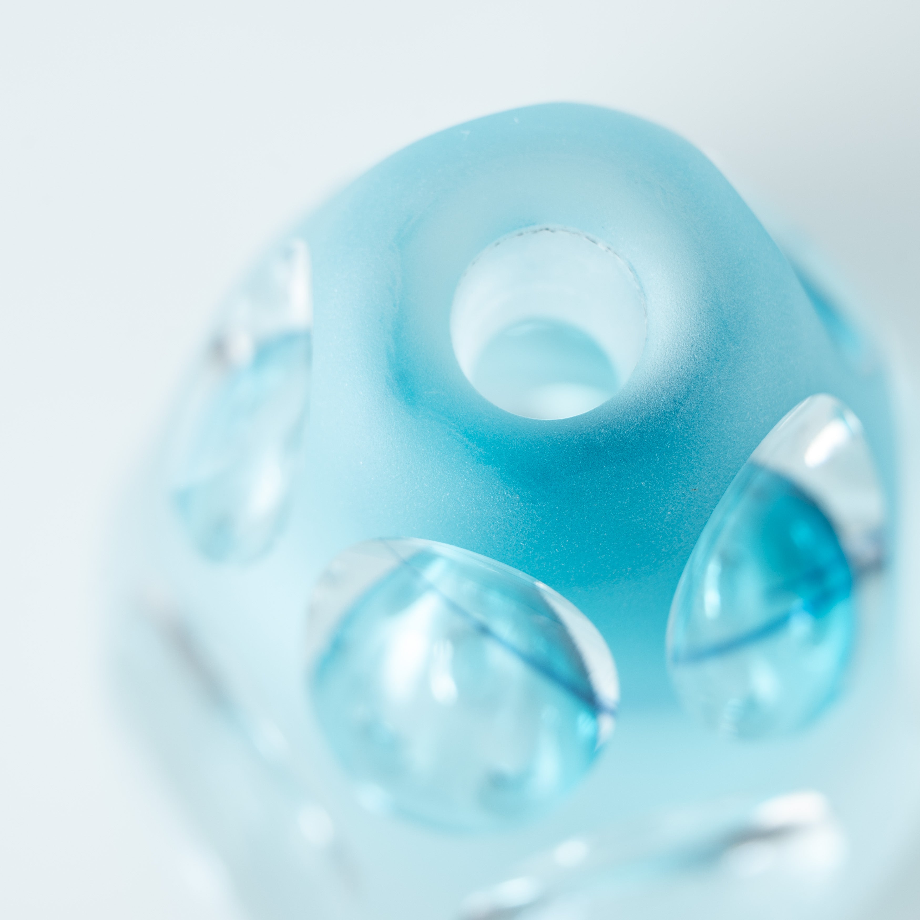 Erinnerungen an die Farben des Himmels Blau Parfümflasche