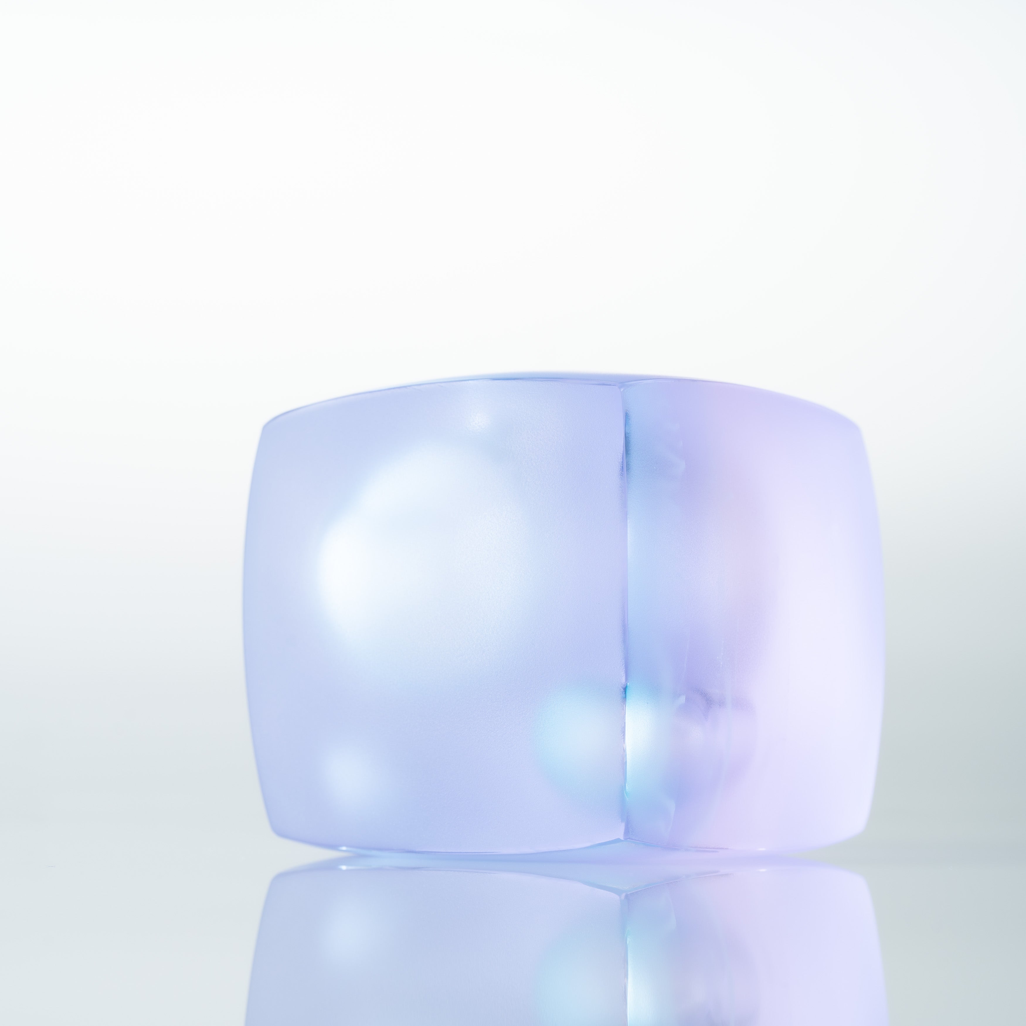 Erinnerungen an Farben Violett Kleine Einzelblumenvase „Twilight“