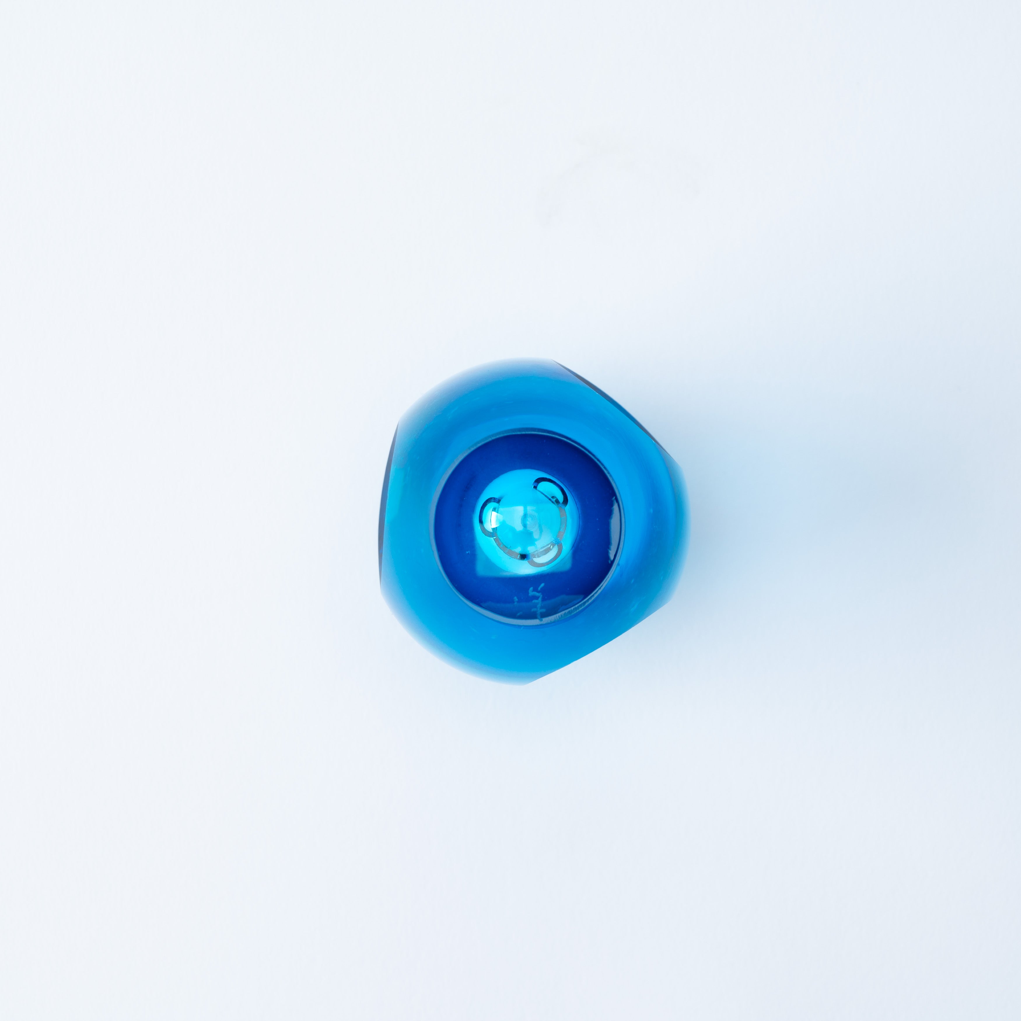 Erinnerungen an die Farben des Ozeans Blau Parfümflasche