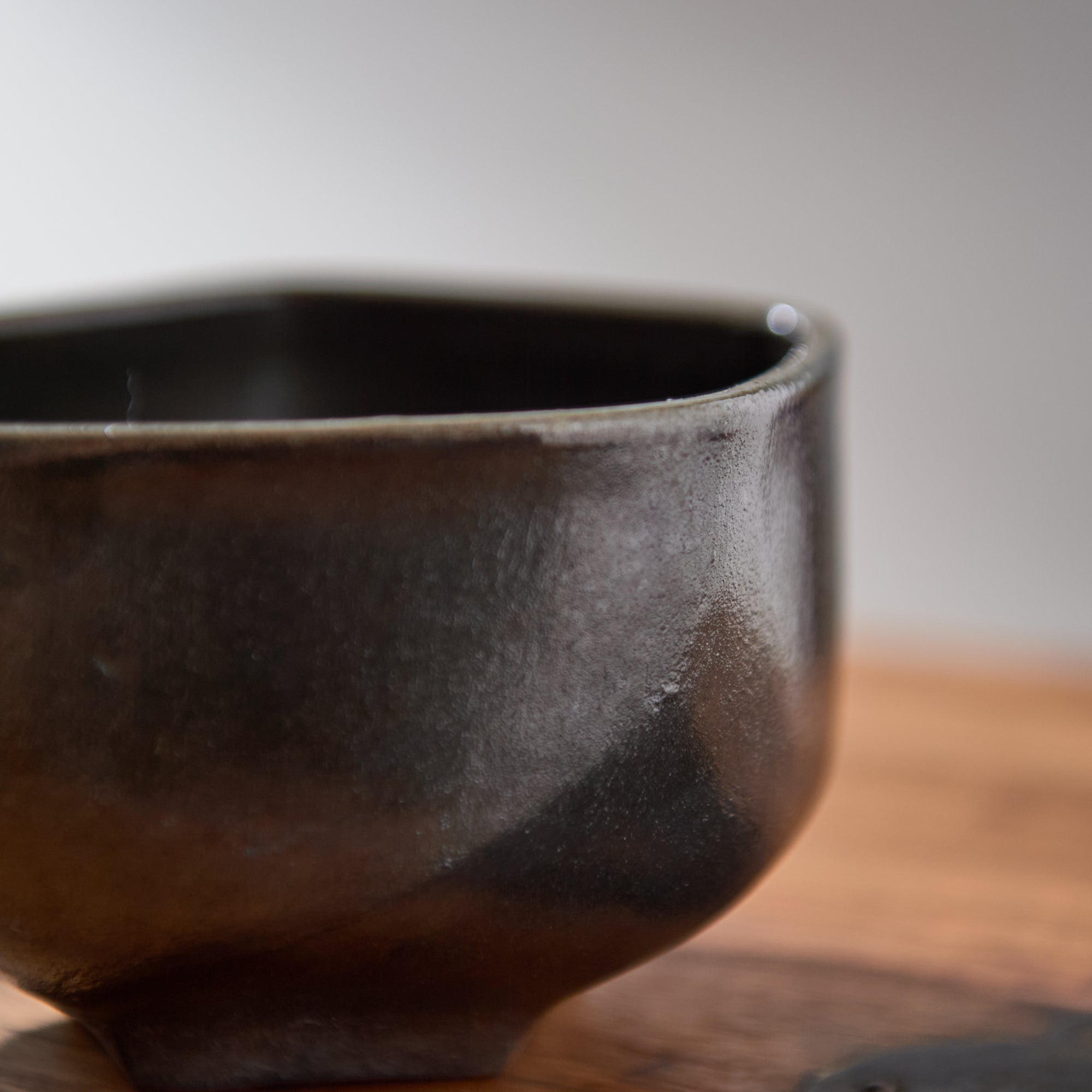 Hikidashi-Guro Five-Sided Matcha Bowl
