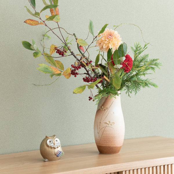 Sunlight Shigaraki Ware Long Flower Vase