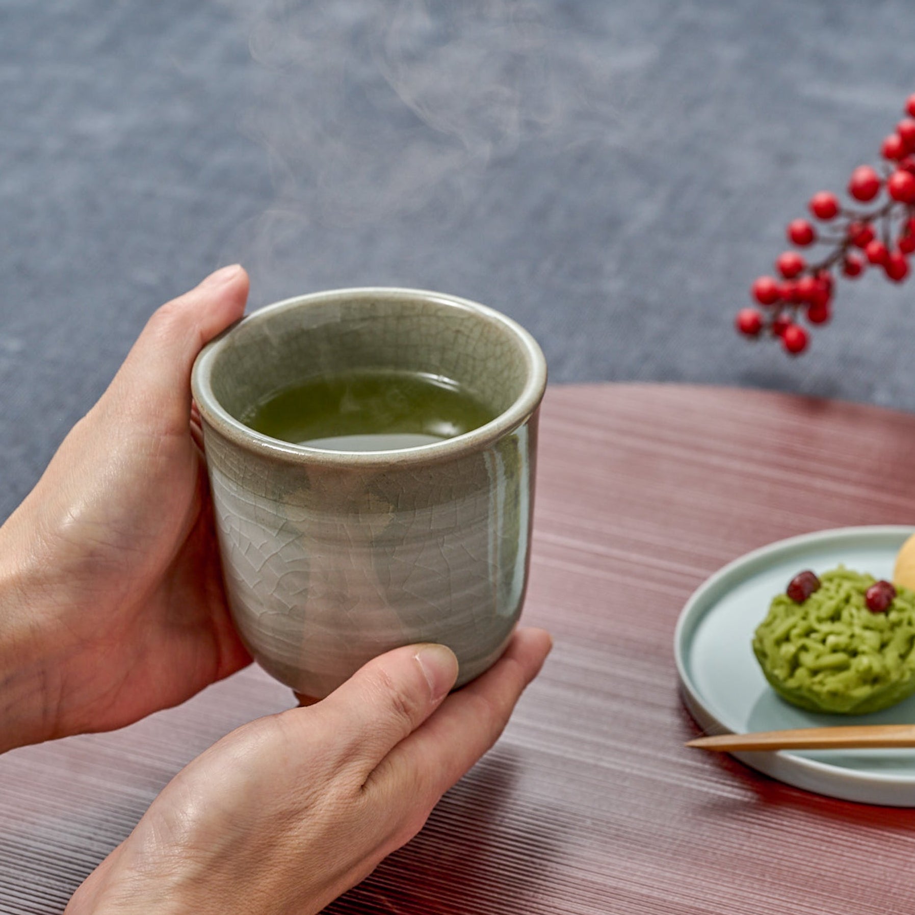 Taza de té japonesa Yunomi con pincel blanco Kannyu