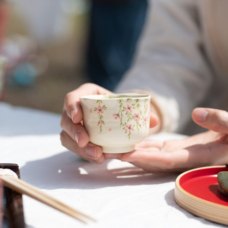 Tosen Kiln Sakura Kiyomizu Ware Japanese Tea Cup