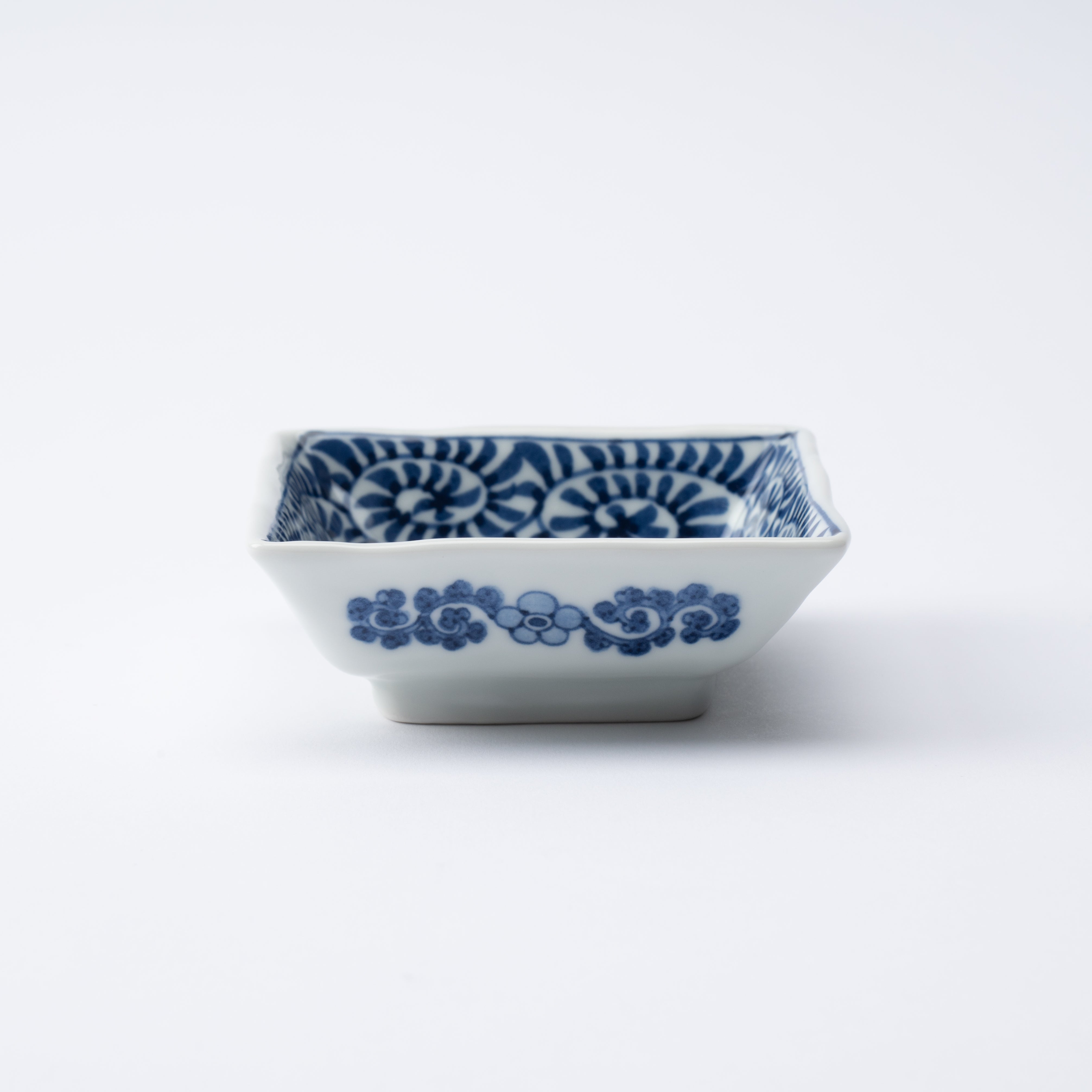 Landscape and Vines Square Kobachi Small Bowl