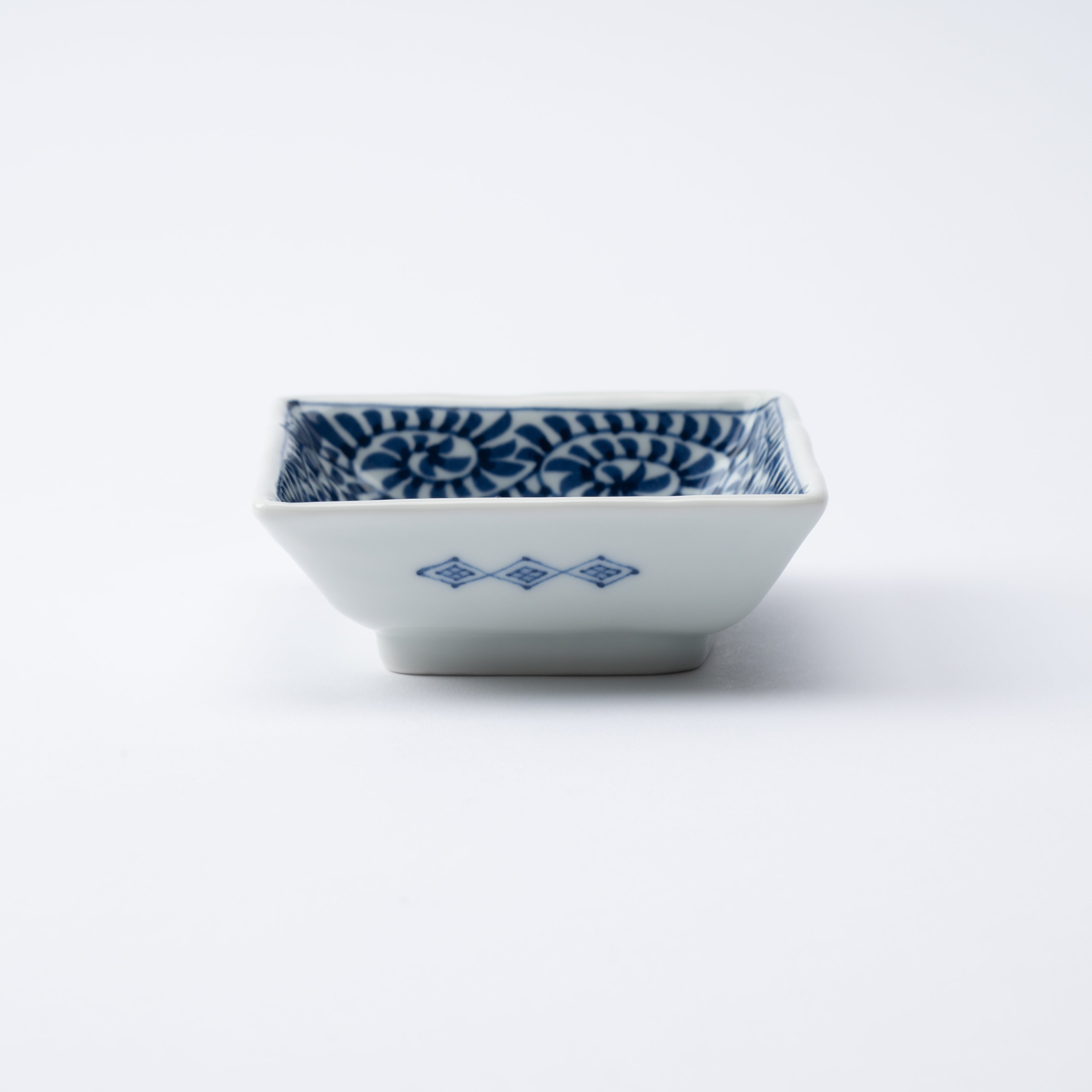 Landscape and Vines Square Kobachi Small Bowl